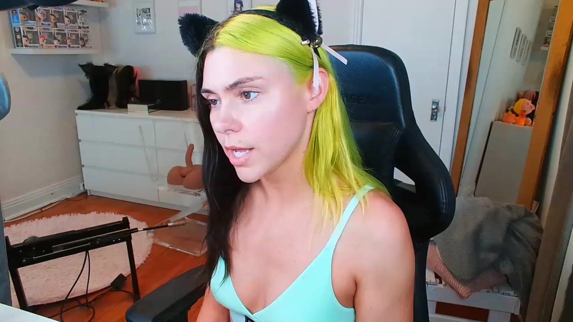 Gallery image thumbnail from Peach888's myfreecams stream on, 06/08/2023, 18:40 image 19 of 20