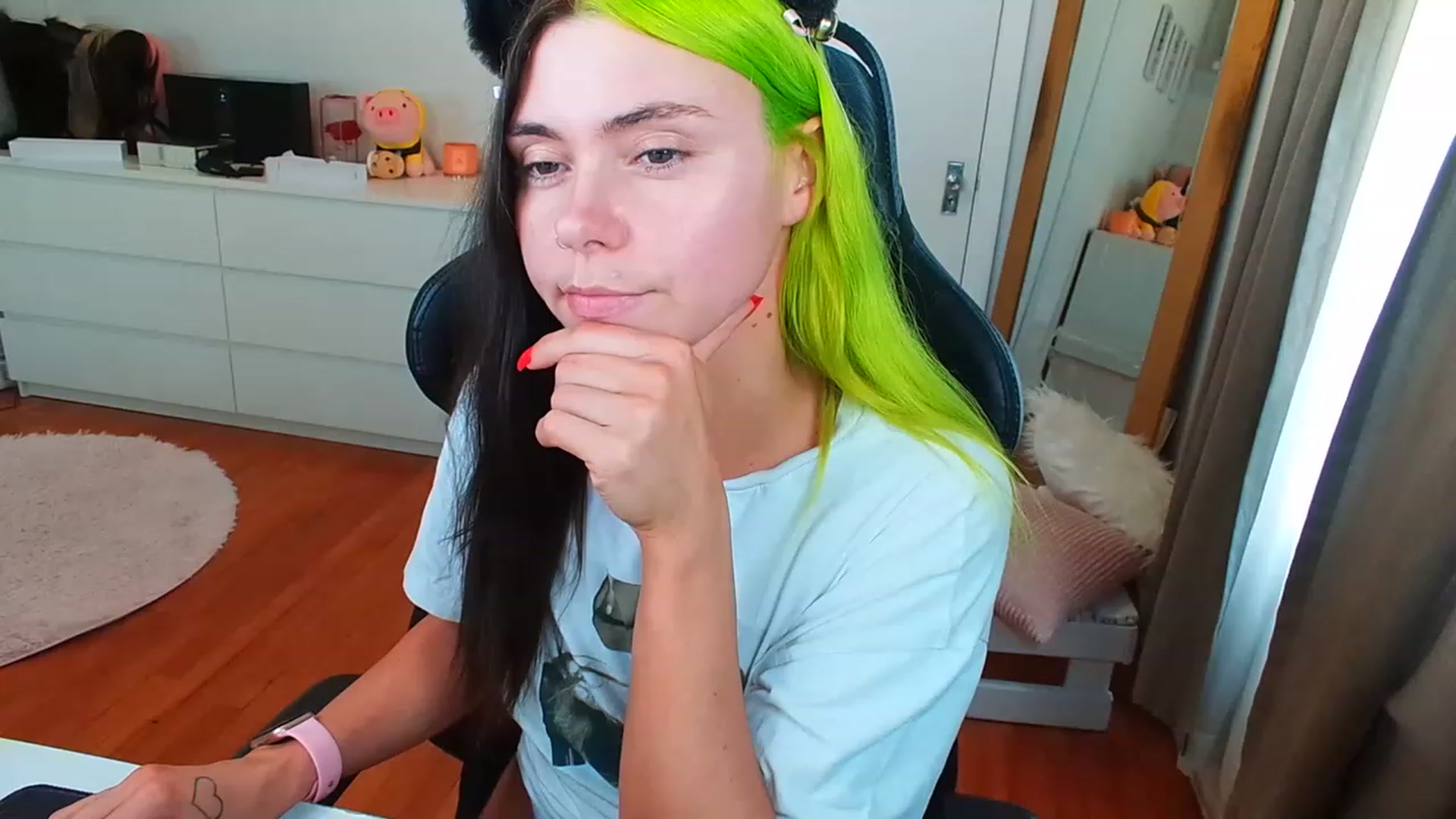 Gallery image thumbnail from Peach888's myfreecams stream on, 06/09/2023, 18:31 image 6 of 20