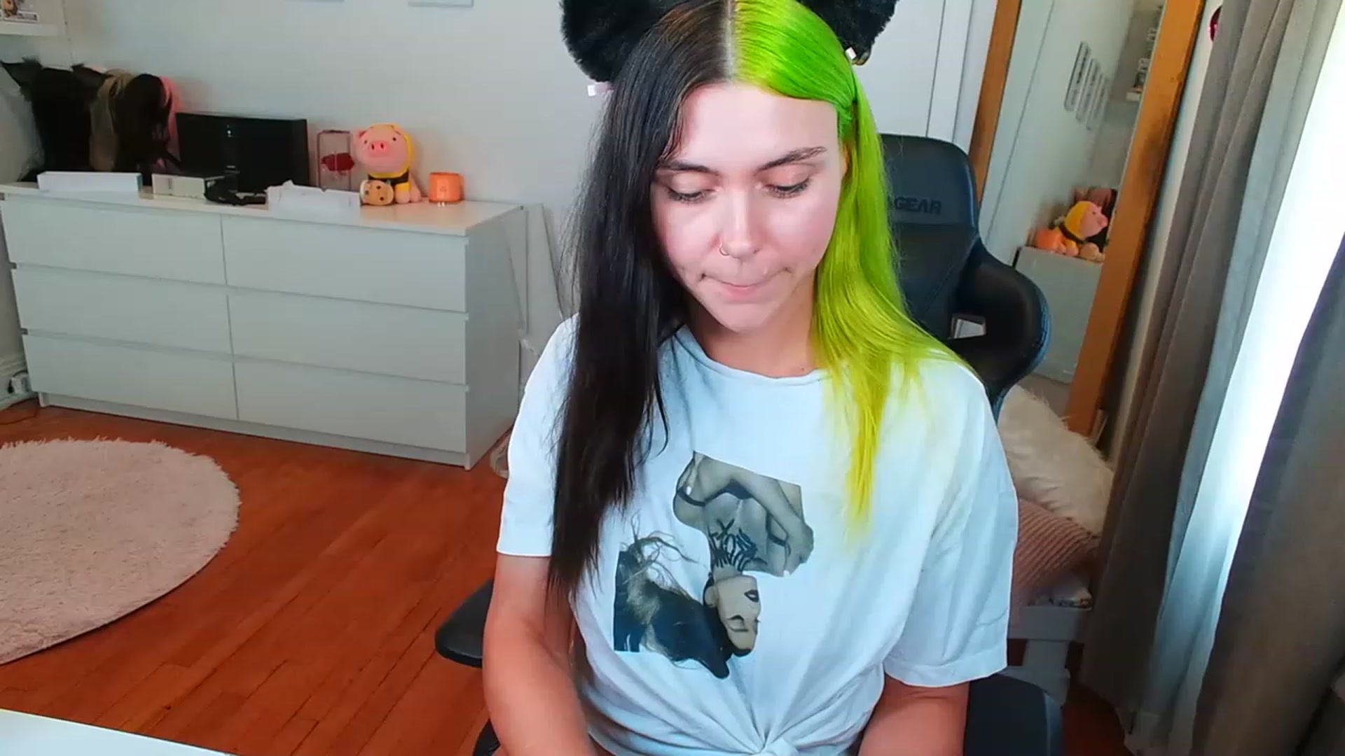Gallery image thumbnail from Peach888's myfreecams stream on, 06/09/2023, 18:31 image 18 of 20