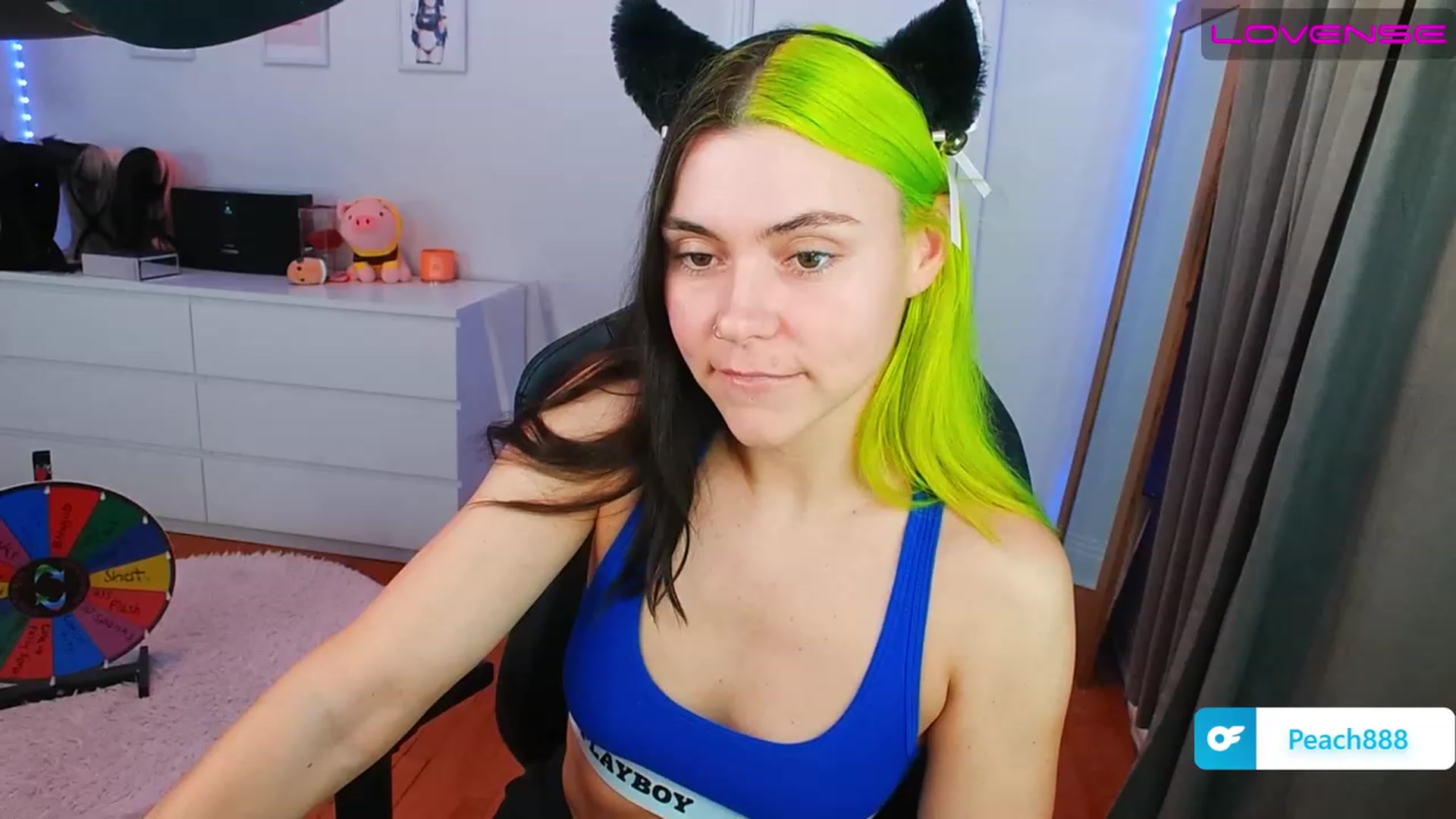 Gallery image thumbnail from Peach888's myfreecams stream on, 06/13/2023, 14:10 image 15 of 20