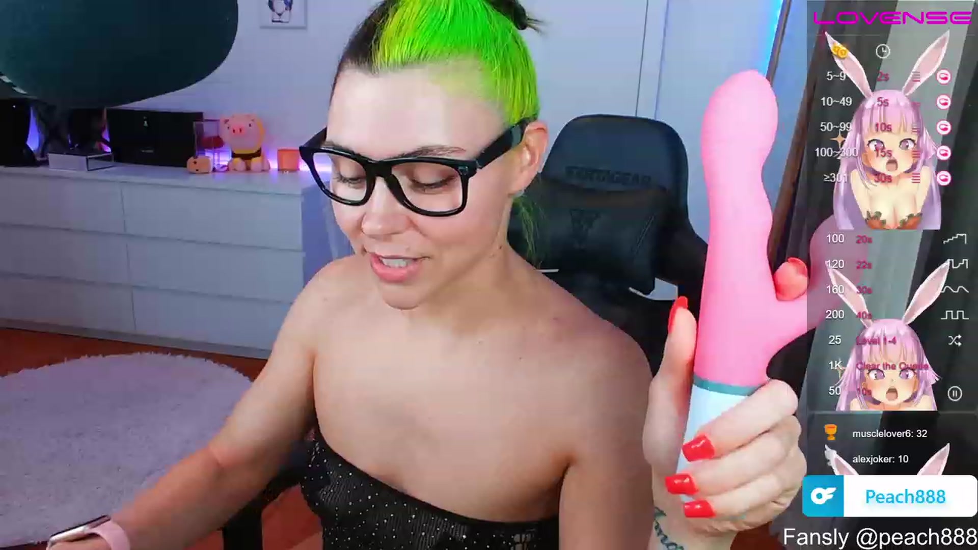 Gallery image thumbnail from Peach888's myfreecams stream on, 06/13/2023, 16:35 image 16 of 20