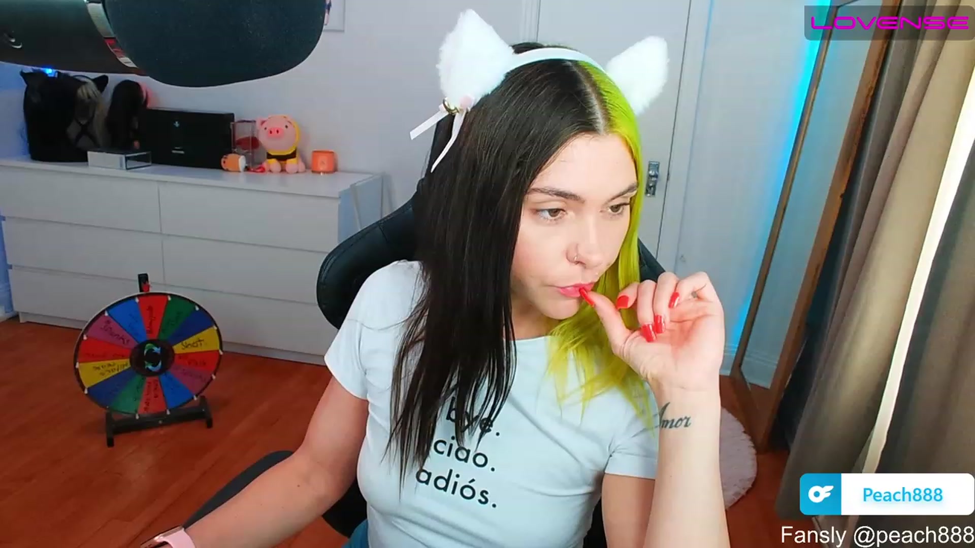 Gallery image thumbnail from Peach888's myfreecams stream on, 06/16/2023, 15:56 image 8 of 20