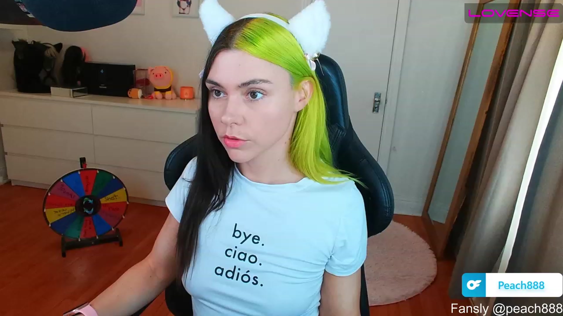 Gallery image thumbnail from Peach888's myfreecams stream on, 06/16/2023, 15:56 image 4 of 20