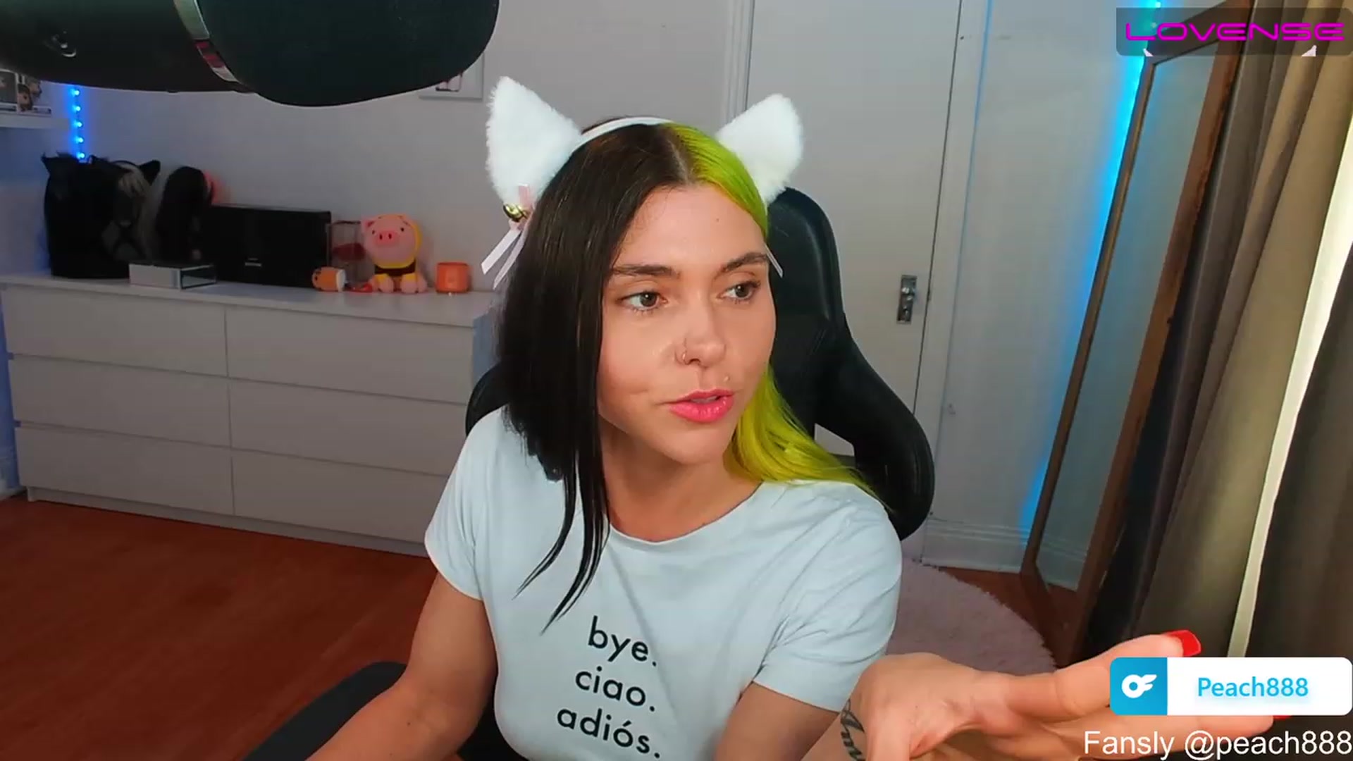 Gallery image thumbnail from Peach888's myfreecams stream on, 06/16/2023, 15:56 image 19 of 20
