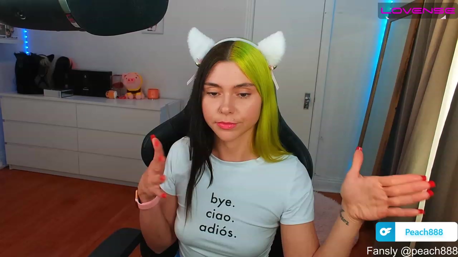 Gallery image thumbnail from Peach888's myfreecams stream on, 06/16/2023, 15:56 image 15 of 20