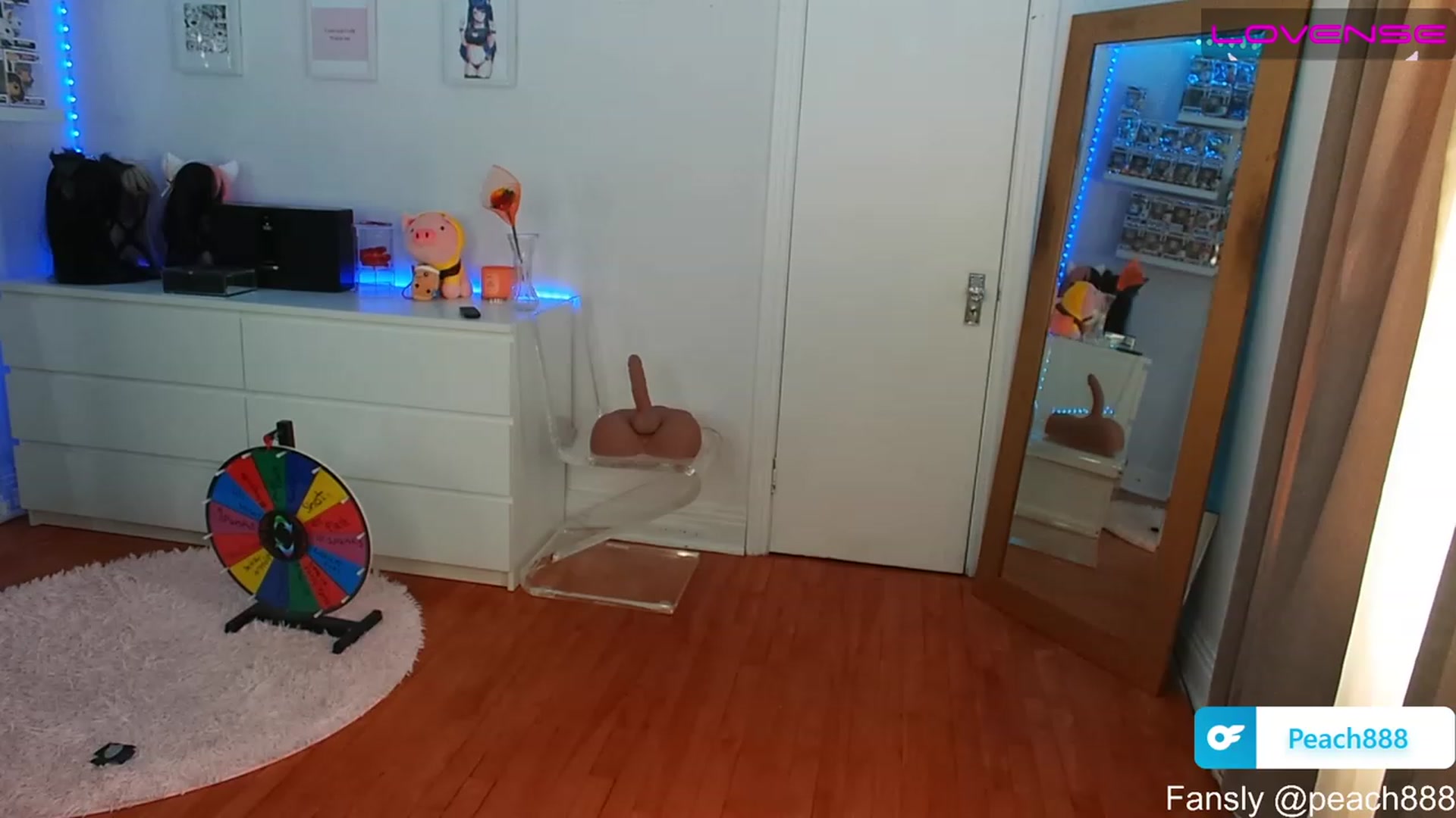 Gallery image thumbnail from Peach888's myfreecams stream on, 06/19/2023, 16:25 image 19 of 20