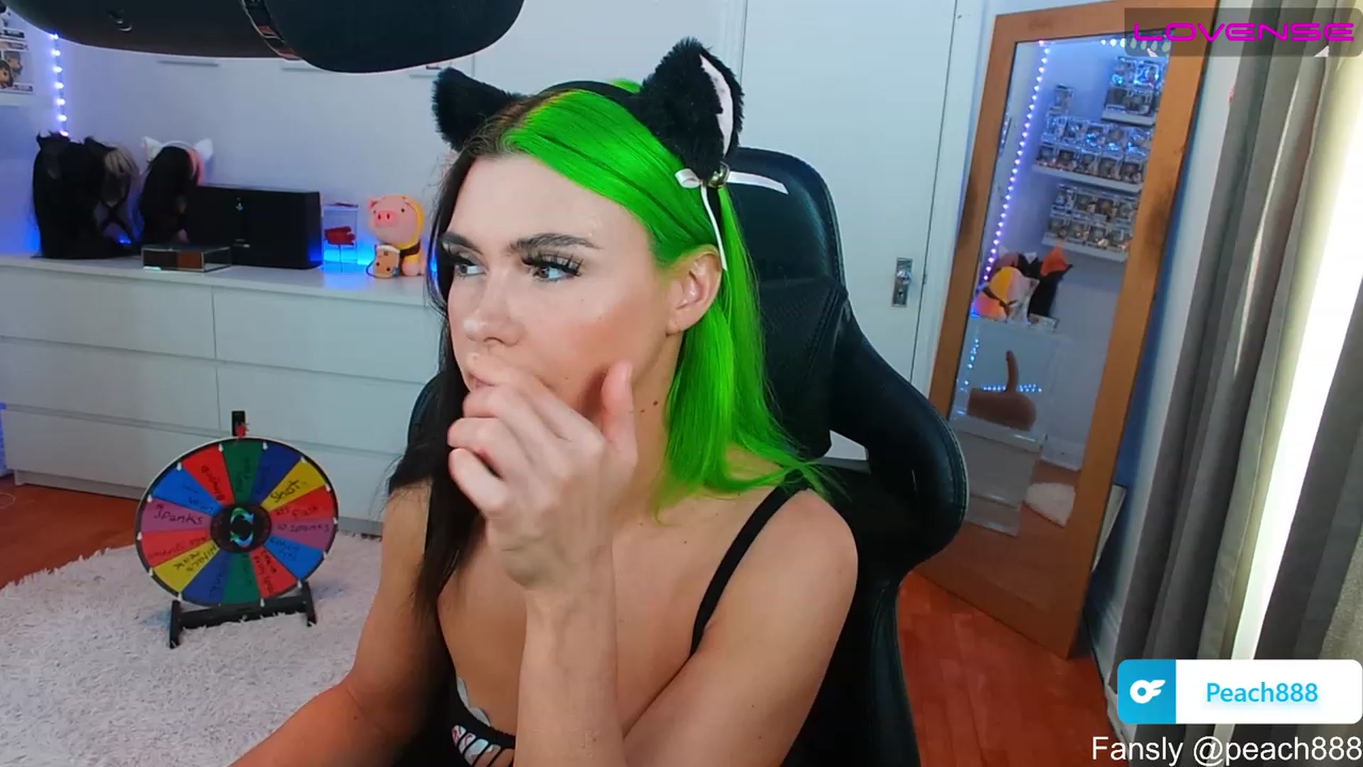 Gallery image thumbnail from Peach888's myfreecams stream on, 06/20/2023, 15:22 image 14 of 20