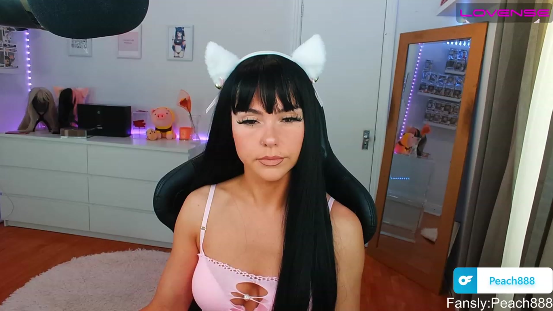 Gallery image thumbnail from Peach888's myfreecams stream on, 06/26/2023, 14:30 image 17 of 20
