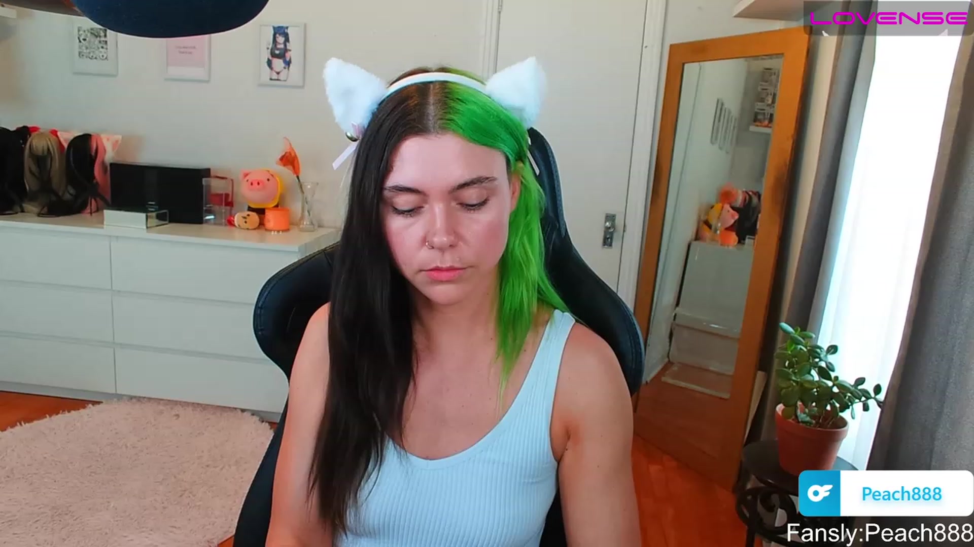 Gallery image thumbnail from Peach888's myfreecams stream on, 07/07/2023, 18:27 image 11 of 20