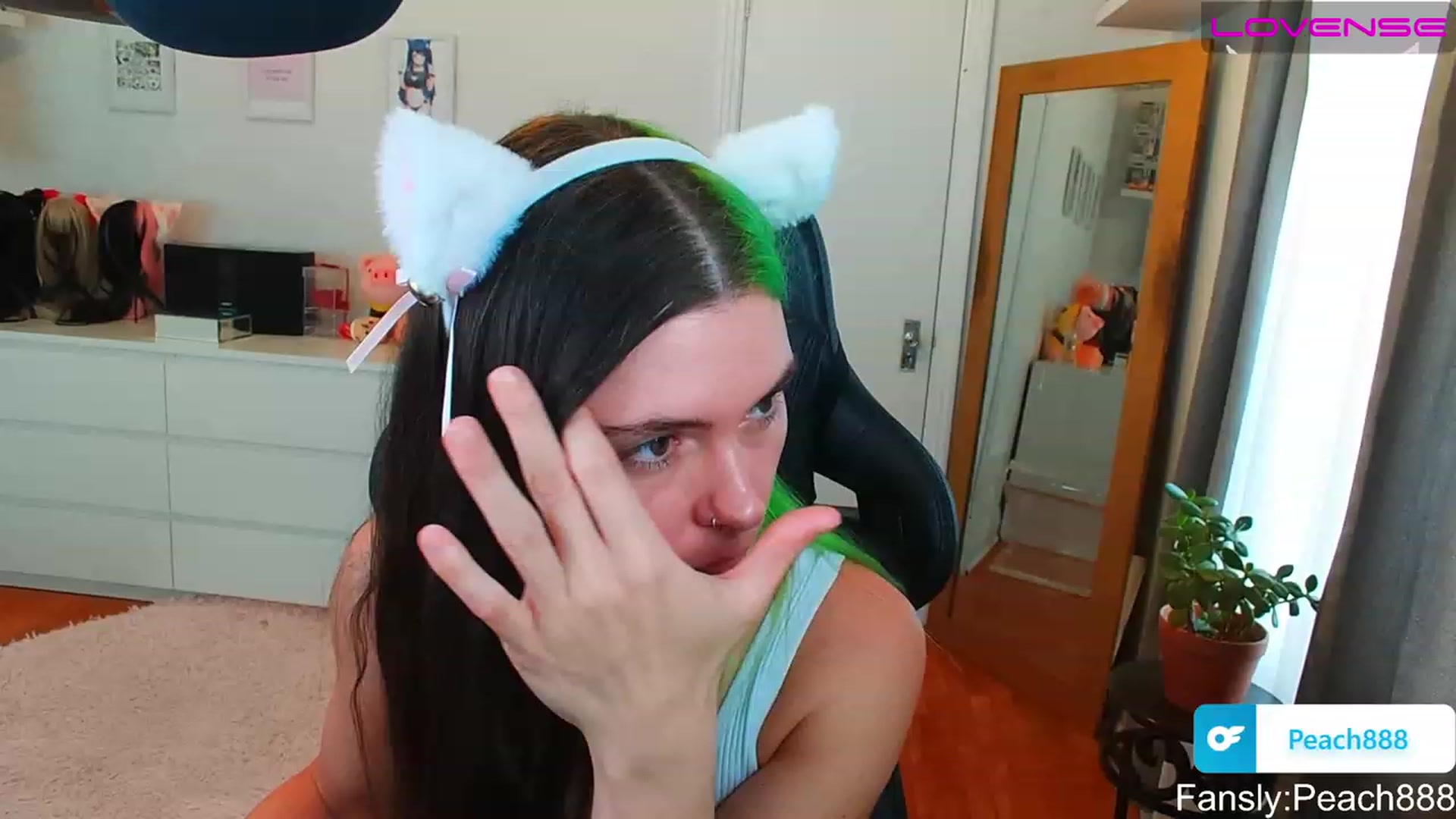 Gallery image thumbnail from Peach888's myfreecams stream on, 07/07/2023, 18:27 image 5 of 20