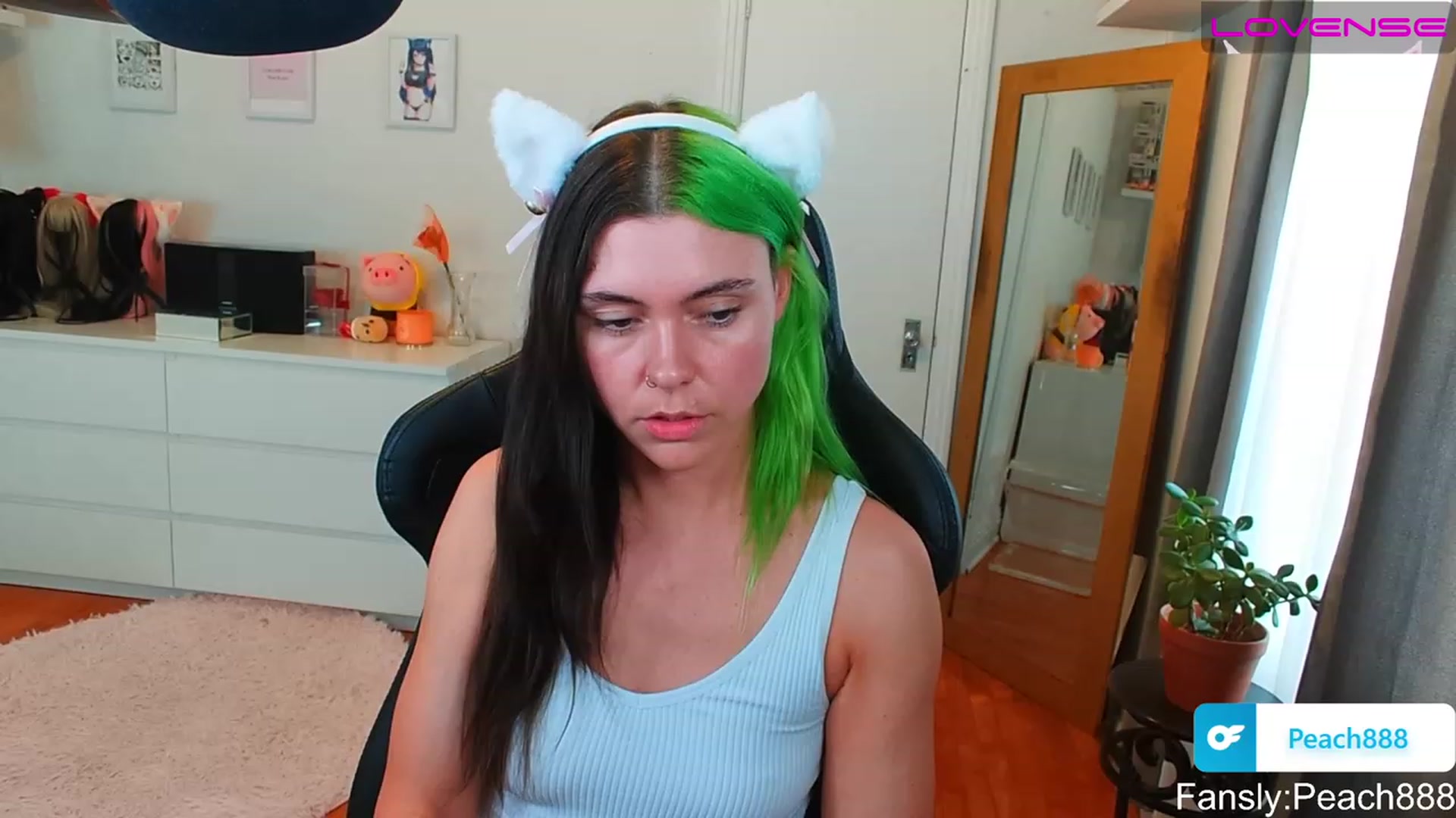 Gallery image thumbnail from Peach888's myfreecams stream on, 07/07/2023, 18:27 image 9 of 20