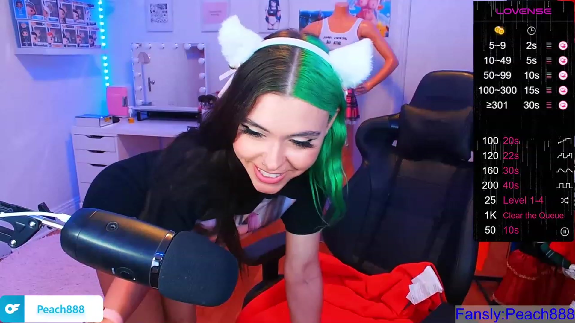 Gallery image thumbnail from Peach888's myfreecams stream on, 08/17/2023, 22:03 image 5 of 20