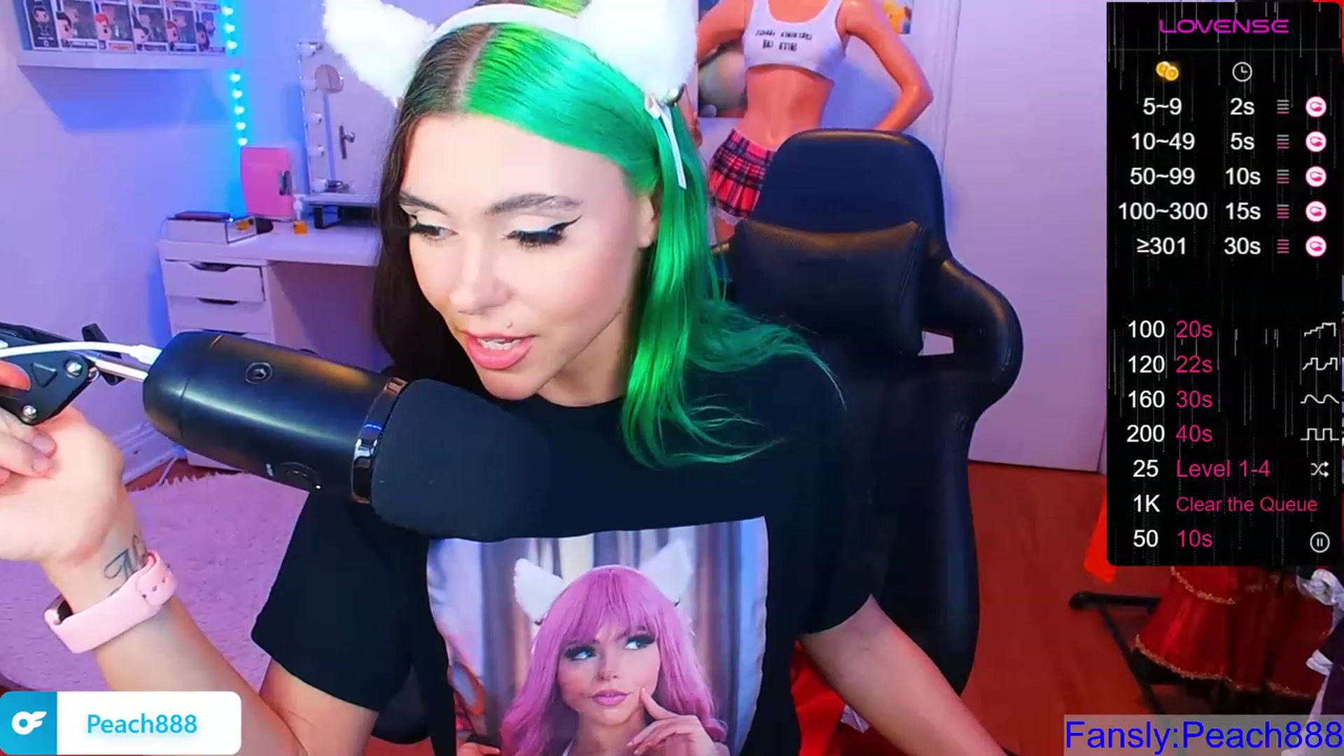 Gallery image thumbnail from Peach888's myfreecams stream on, 08/17/2023, 22:03 image 18 of 20