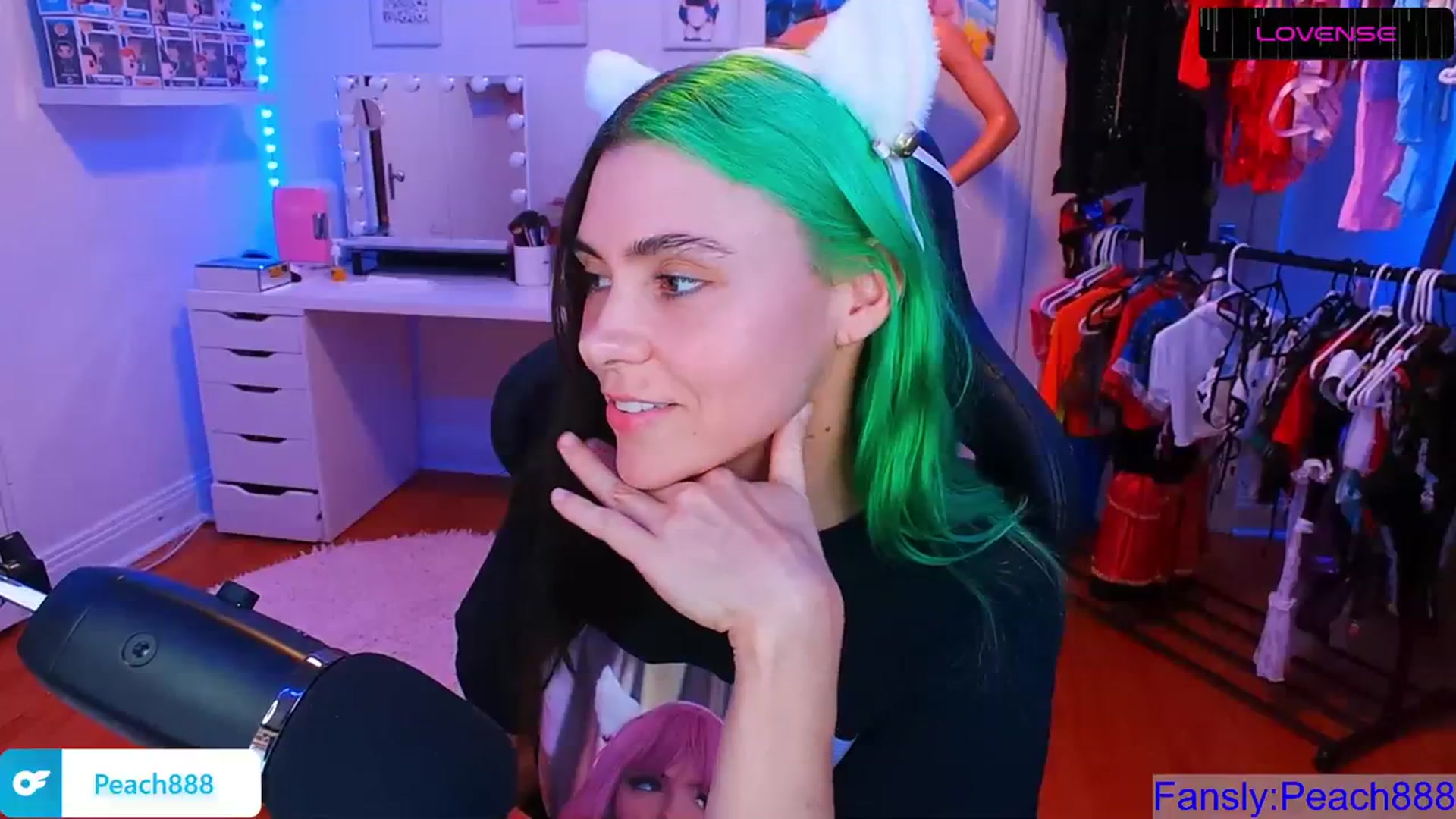 Gallery image thumbnail from Peach888's myfreecams stream on, 08/18/2023, 01:16 image 5 of 20