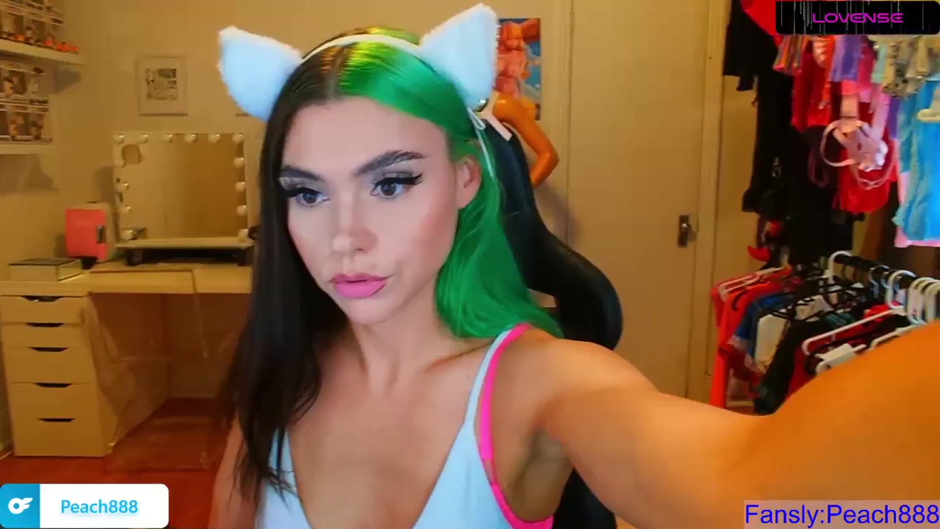 Gallery image thumbnail from Peach888's myfreecams stream on, 08/21/2023, 16:45 image 2 of 20