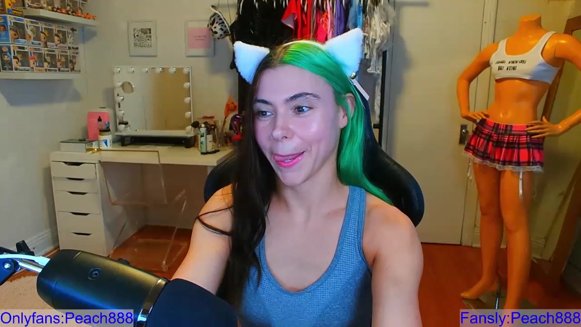 Gallery image thumbnail from Peach888's myfreecams stream on, 08/23/2023, 20:06 image 20 of 20