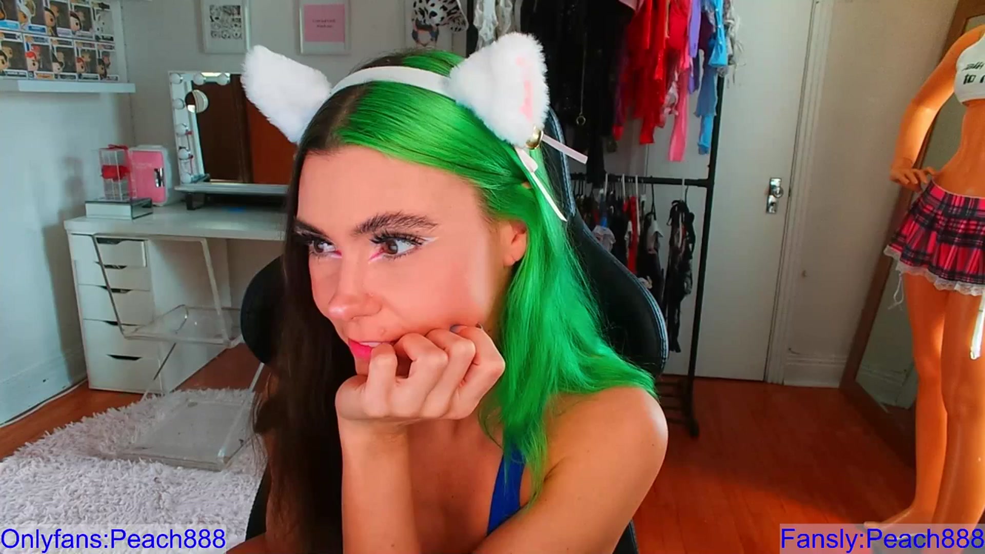 Gallery image thumbnail from Peach888's myfreecams stream on, 08/24/2023, 19:02 image 1 of 20