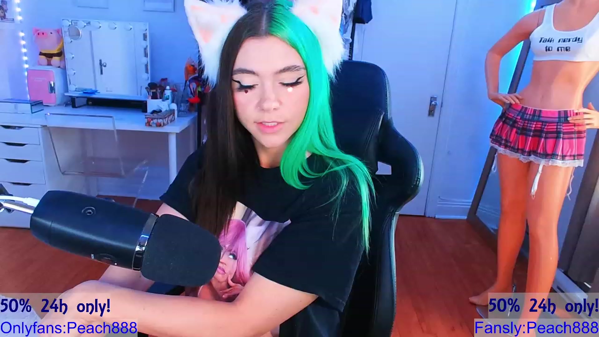 Gallery image thumbnail from Peach888's myfreecams stream on, 09/01/2023, 15:32 image 19 of 20