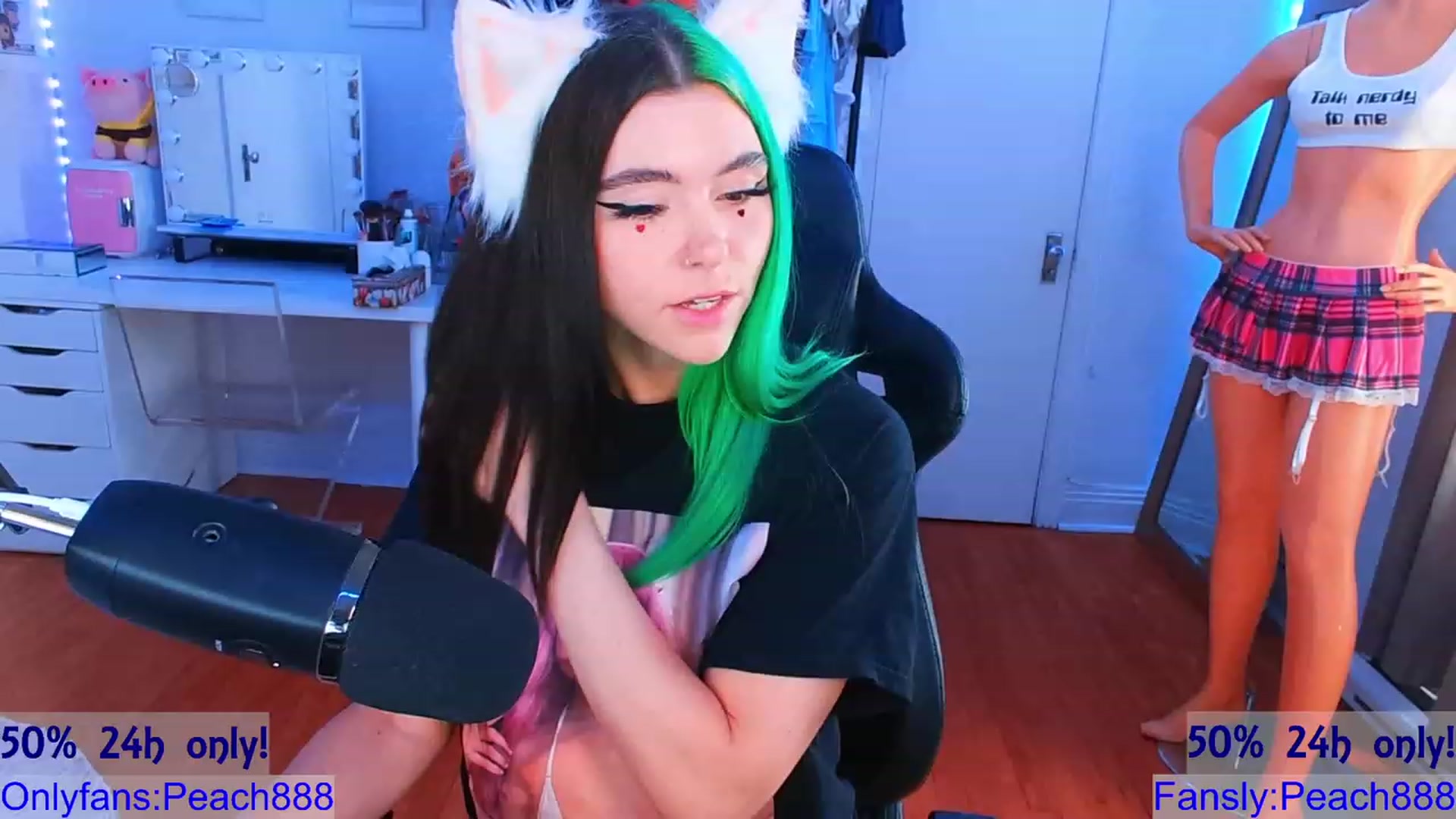 Gallery image thumbnail from Peach888's myfreecams stream on, 09/01/2023, 15:32 image 16 of 20