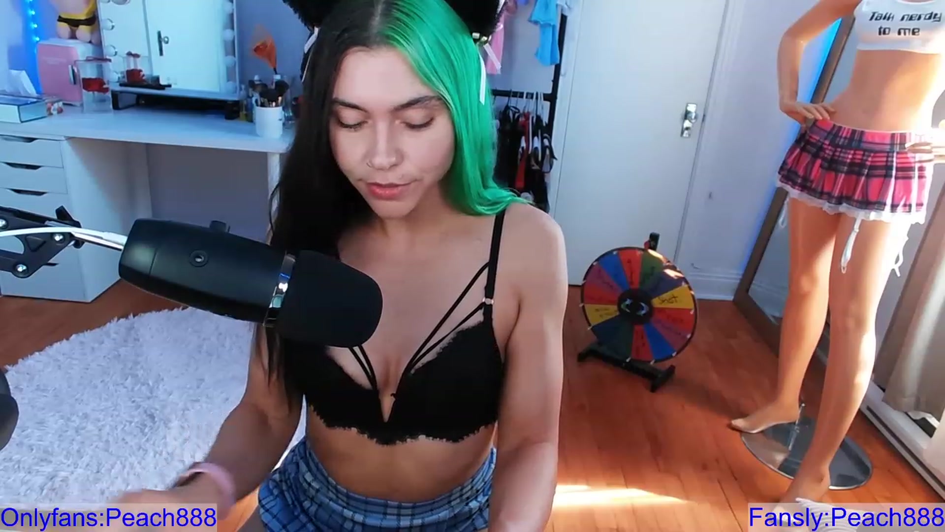 Gallery image thumbnail from Peach888's myfreecams stream on, 09/04/2023, 14:53 image 20 of 20