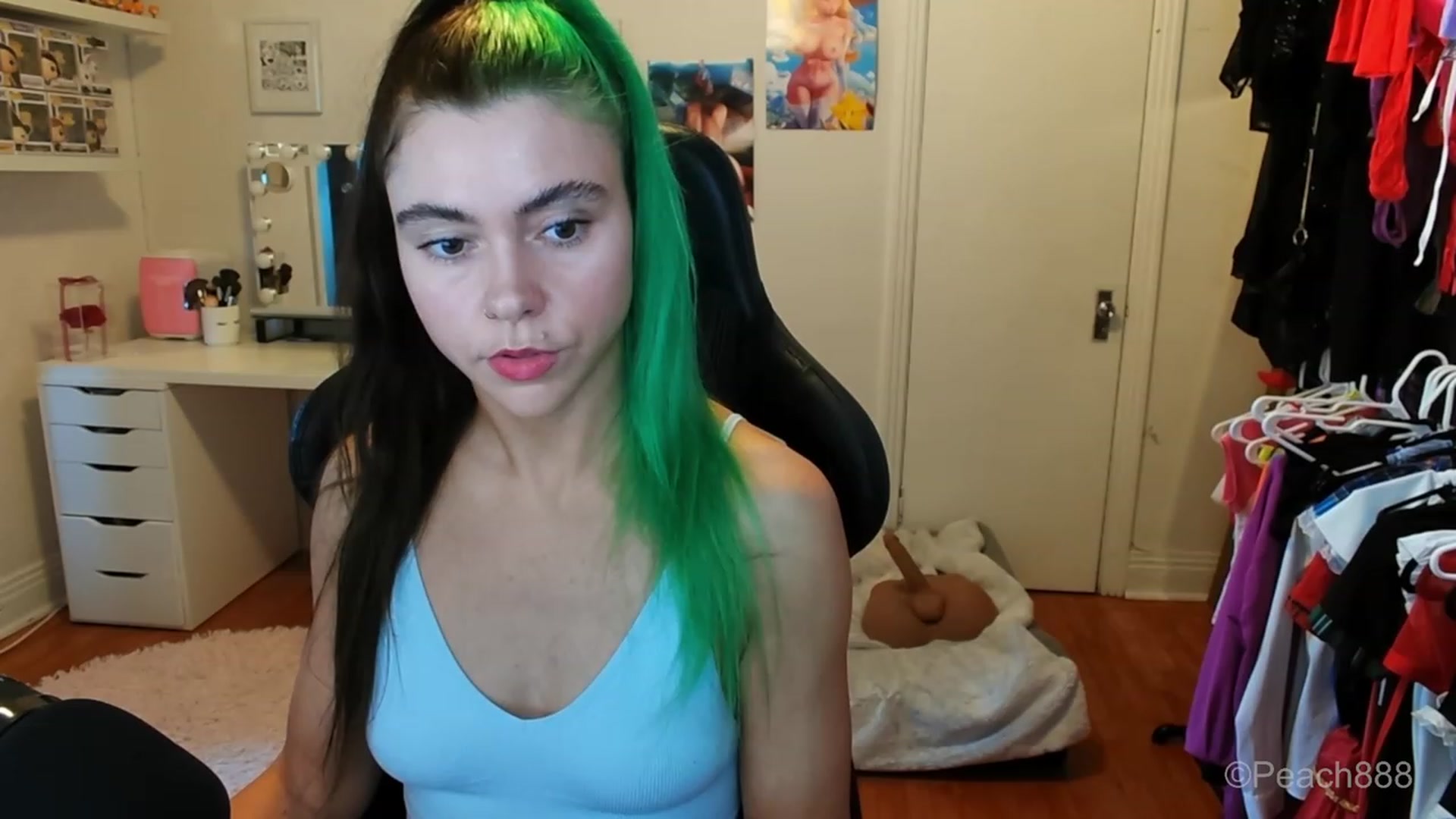 Gallery image thumbnail from Peach888's myfreecams stream on, 09/09/2023, 14:07 image 19 of 20