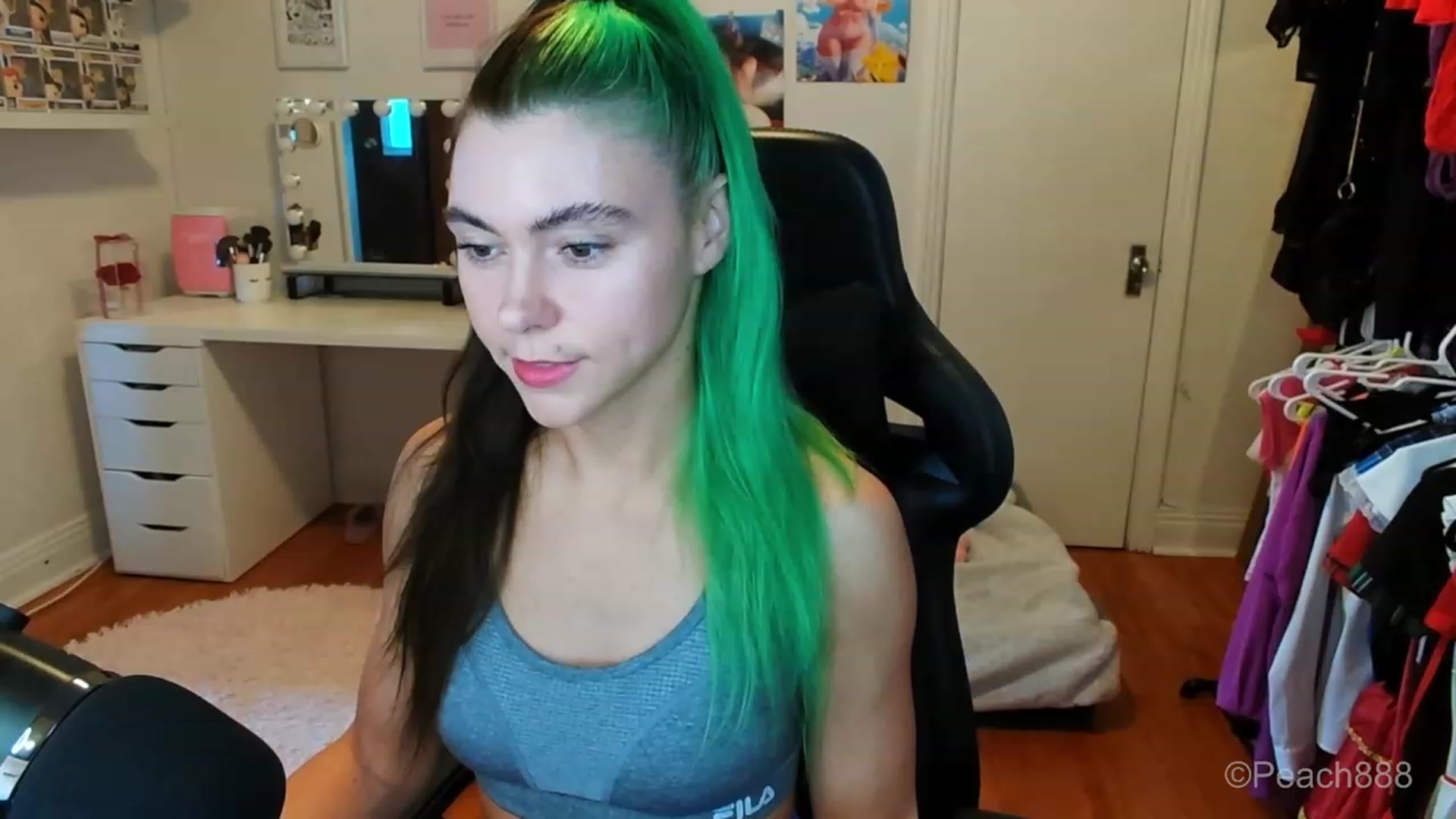 Gallery image thumbnail from Peach888's myfreecams stream on, 09/09/2023, 14:07 image 1 of 20
