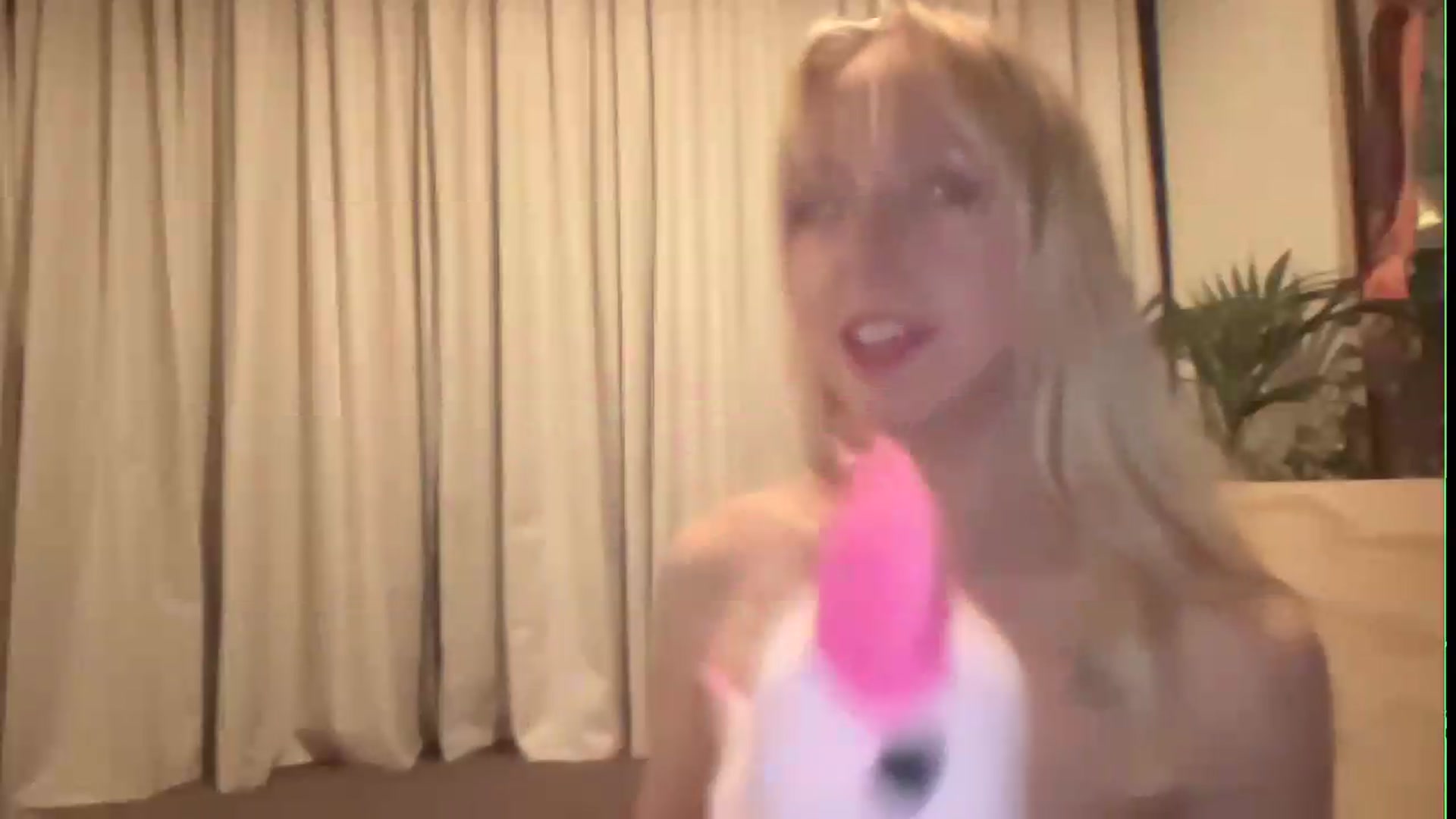 Gallery image thumbnail from PeachHaze's myfreecams stream on, 07/16/2026, 06:48 image 19 of 20