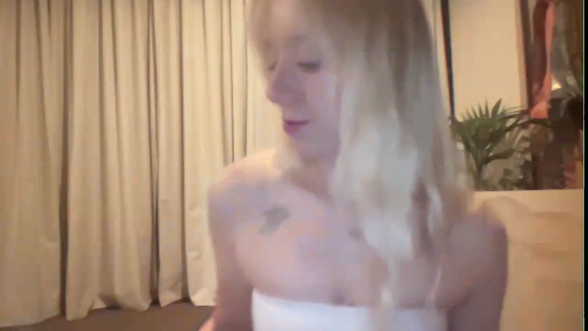 Gallery image thumbnail from PeachHaze's myfreecams stream on, 07/16/2026, 06:48 image 18 of 20