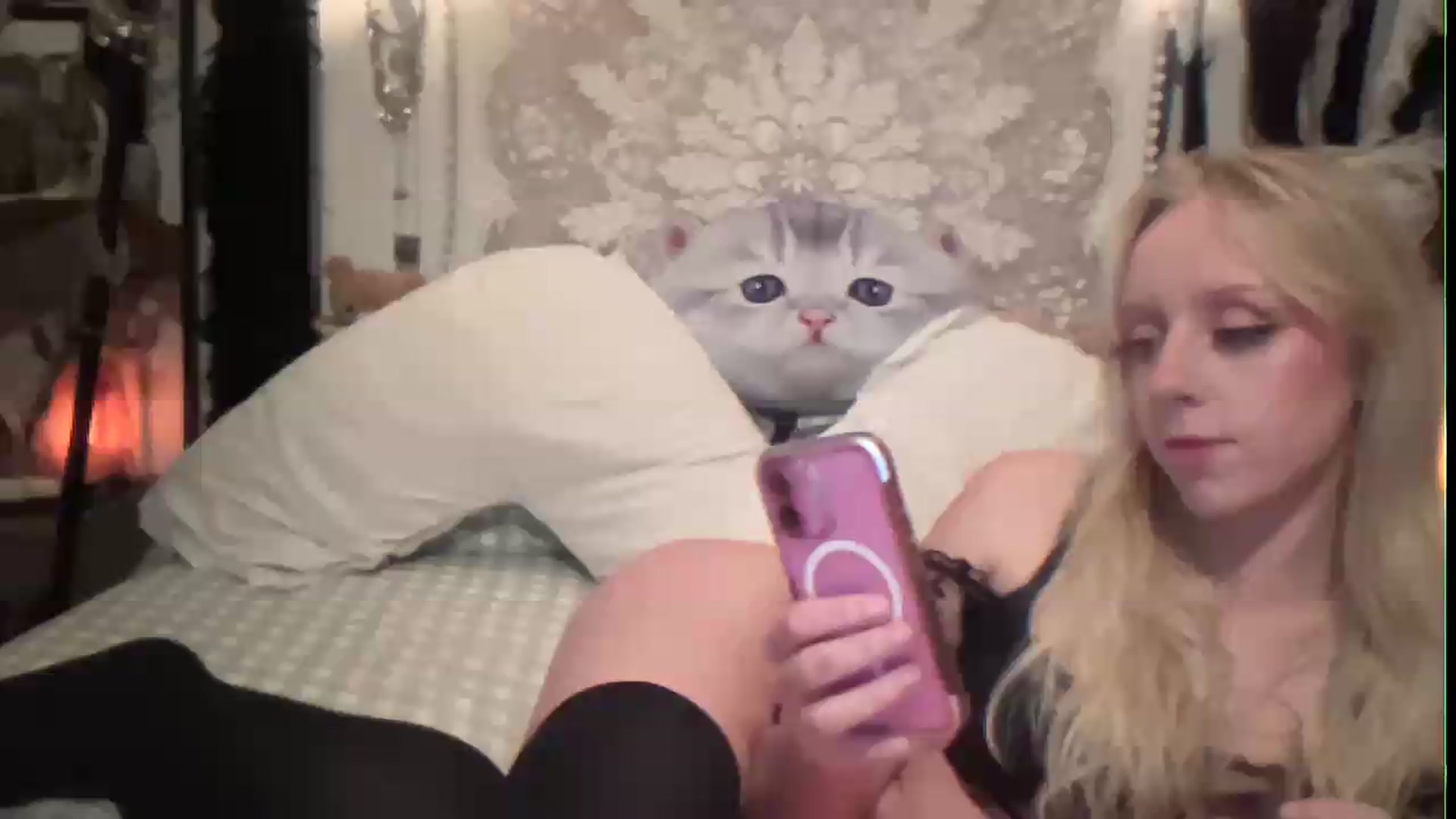 Gallery image thumbnail from PeachHaze's myfreecams stream on, 07/27/2026, 08:46 image 1 of 20