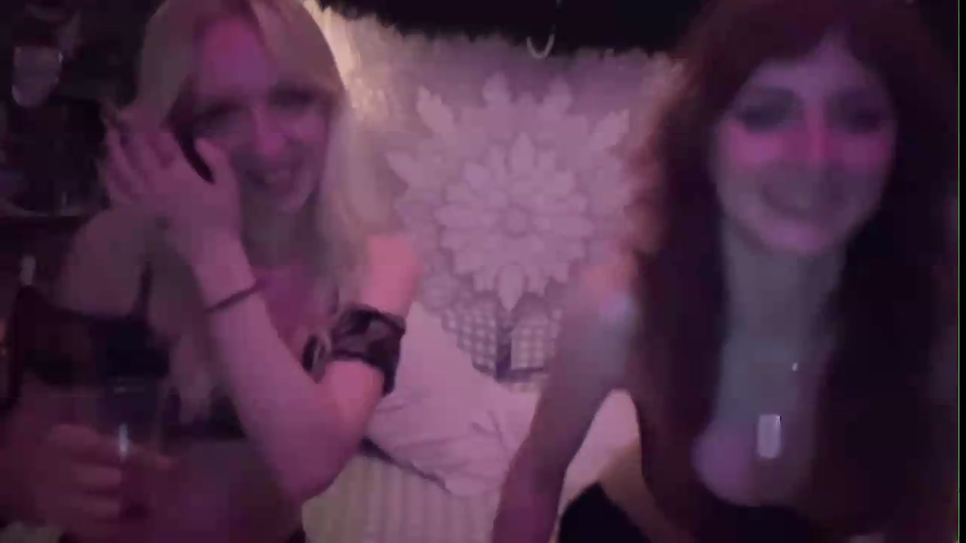 Gallery image thumbnail from PeachHaze's myfreecams stream on, 07/27/2026, 10:39 image 6 of 20