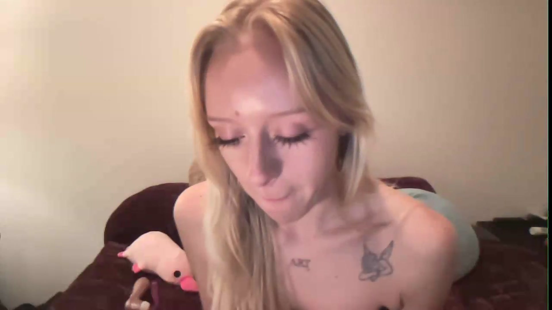 Gallery image thumbnail from PeachHaze's myfreecams stream on, 08/05/2026, 08:46 image 5 of 20
