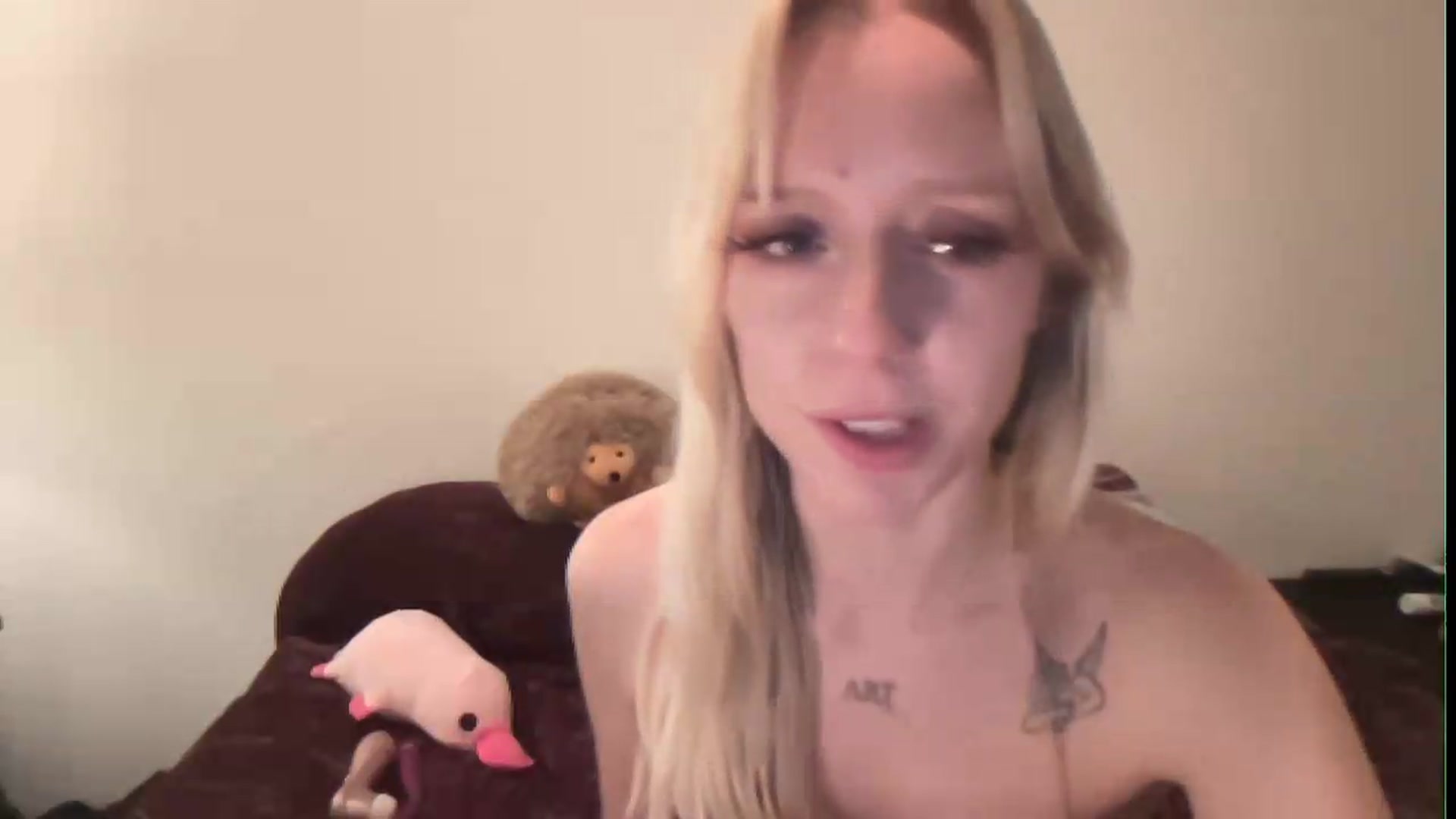 Gallery image thumbnail from PeachHaze's myfreecams stream on, 08/05/2026, 08:46 image 7 of 20