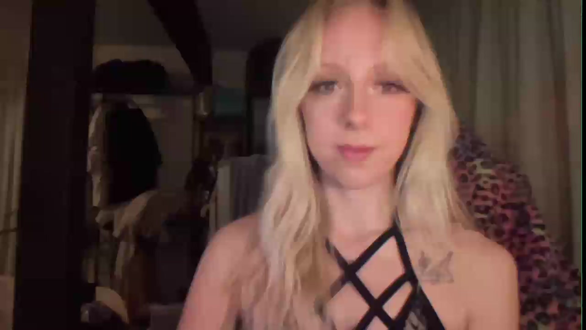 Gallery image thumbnail from PeachHaze's myfreecams stream on, 08/09/2026, 10:10 image 1 of 20