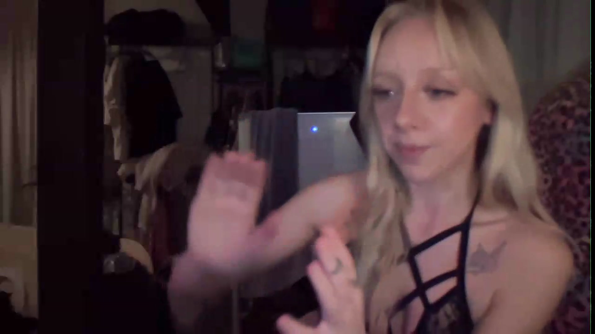 Gallery image thumbnail from PeachHaze's myfreecams stream on, 08/09/2026, 11:24 image 6 of 20