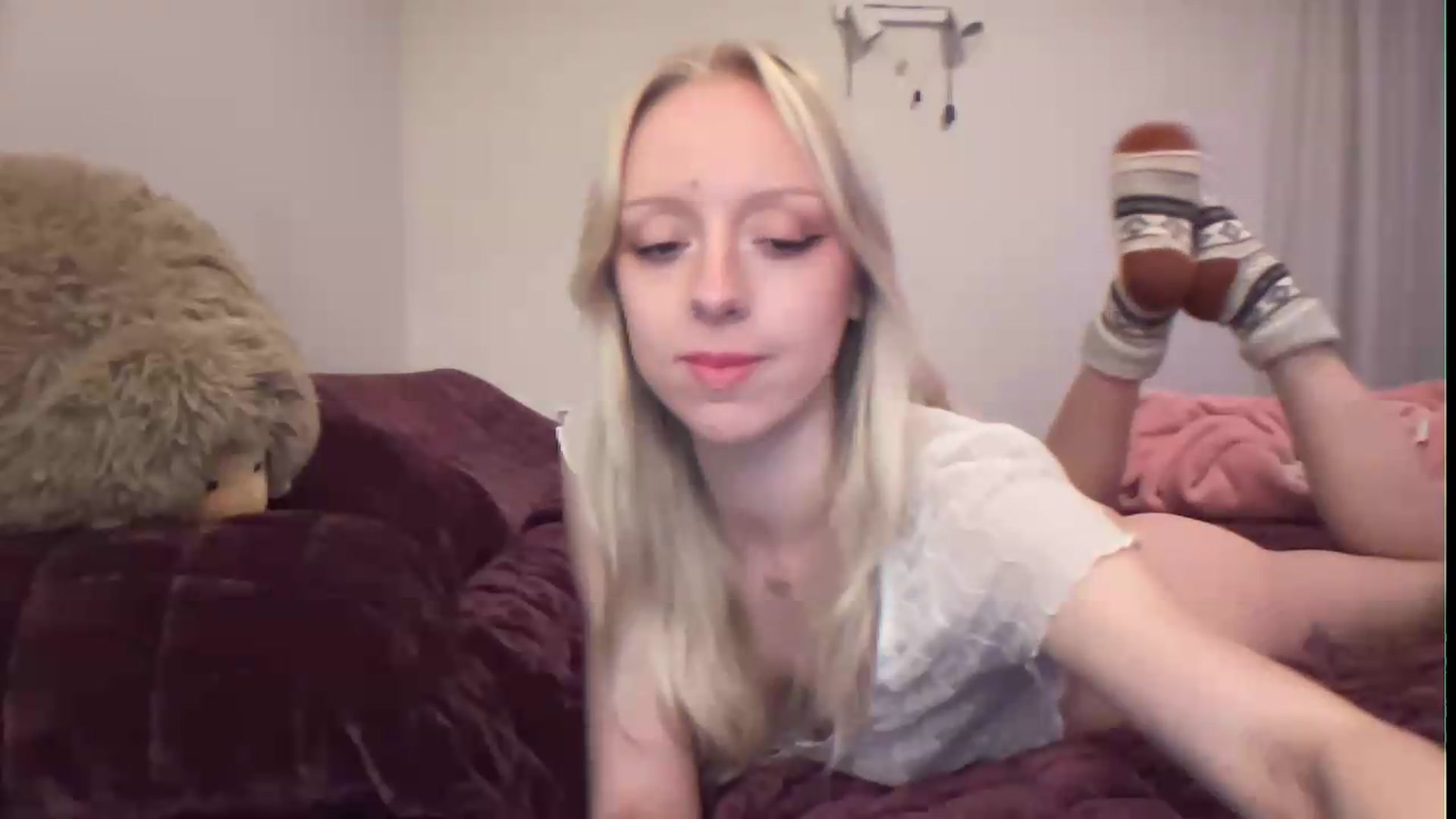 Gallery image thumbnail from PeachHaze's myfreecams stream on, 08/21/2026, 12:10 image 20 of 20