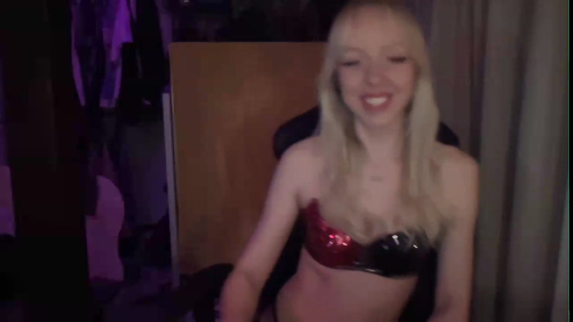 Gallery image thumbnail from PeachHaze's myfreecams stream on, 09/04/2026, 09:48 image 4 of 20