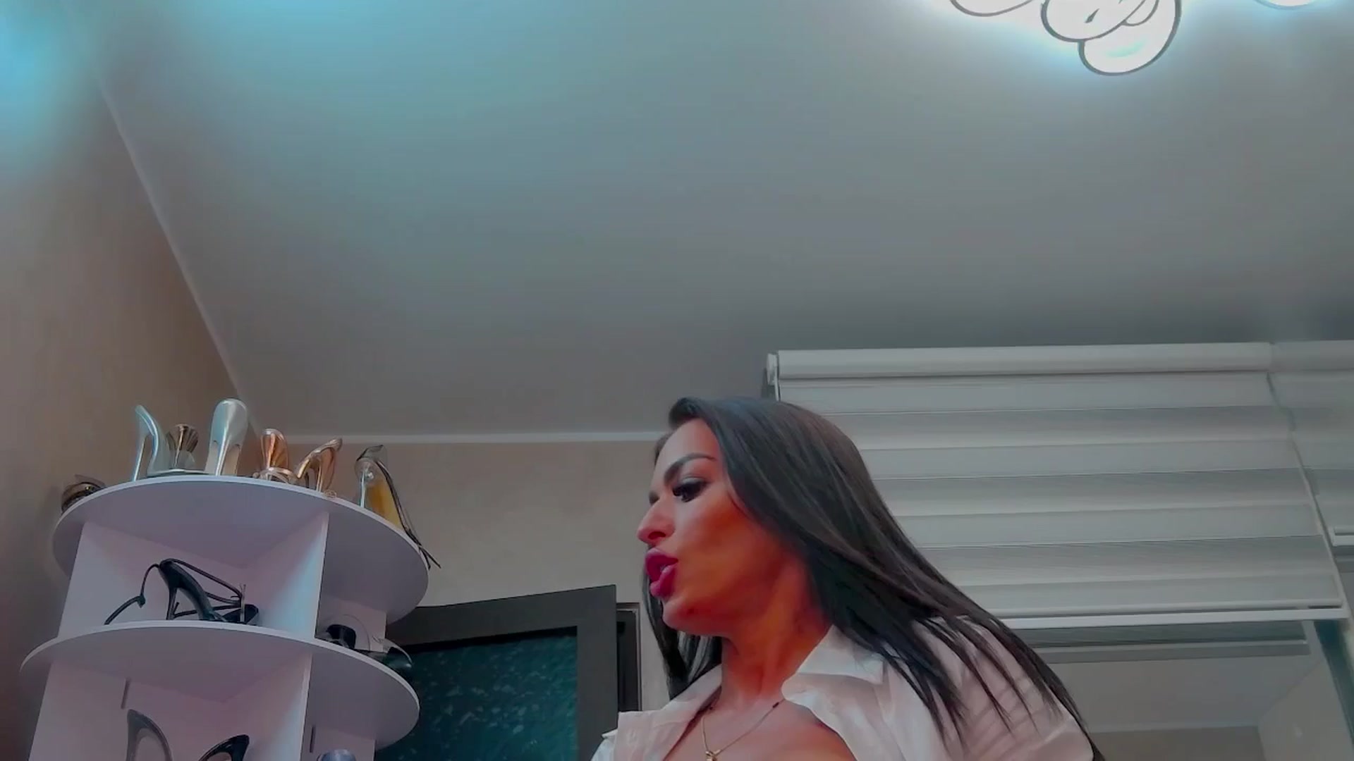 Gallery image thumbnail from PeachMuse's myfreecams stream on, 03/19/2026, 19:46 image 13 of 20