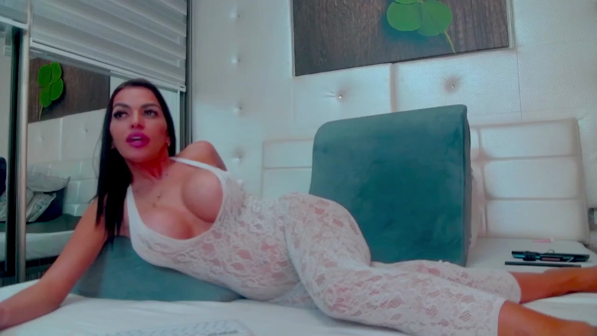 Gallery image thumbnail from PeachMuse's myfreecams stream on, 03/23/2026, 23:34 image 17 of 20