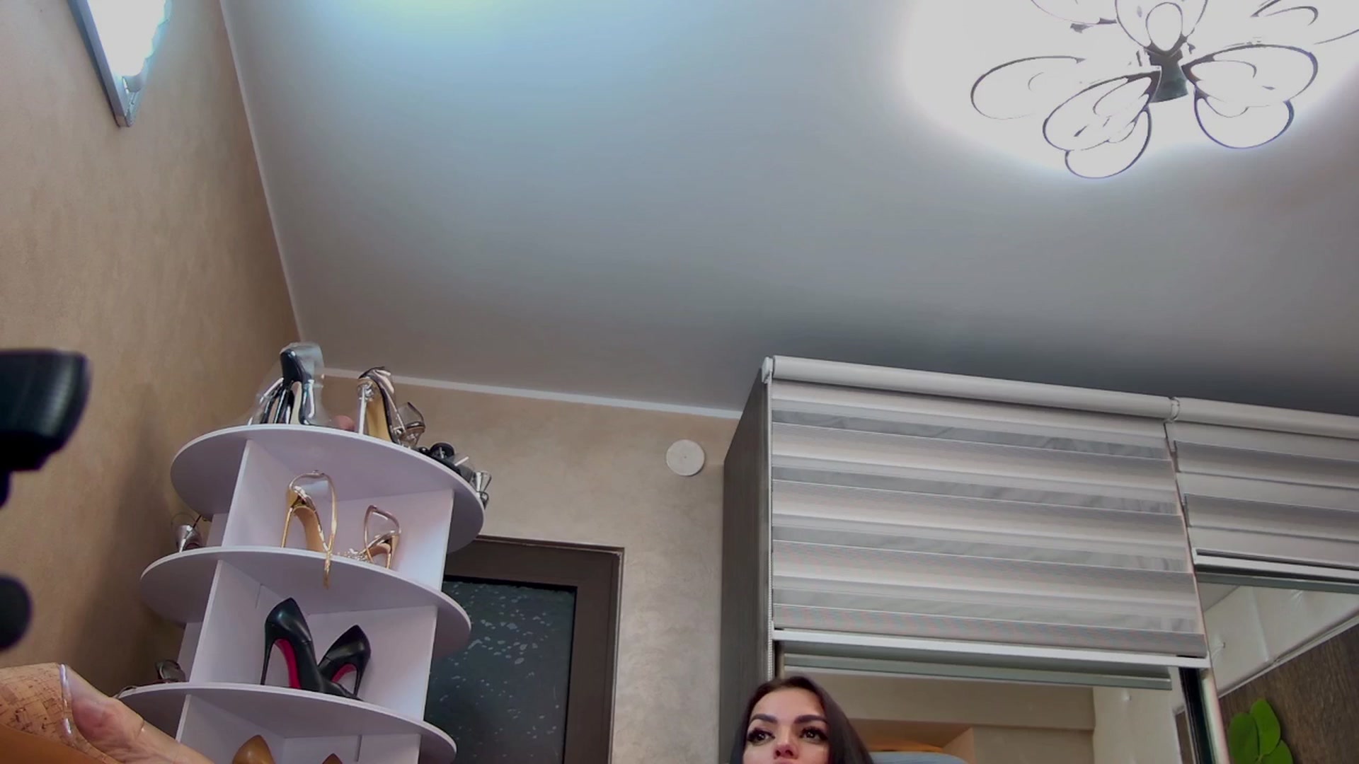 Gallery image thumbnail from PeachMuse's myfreecams stream on, 03/31/2026, 23:38 image 19 of 20