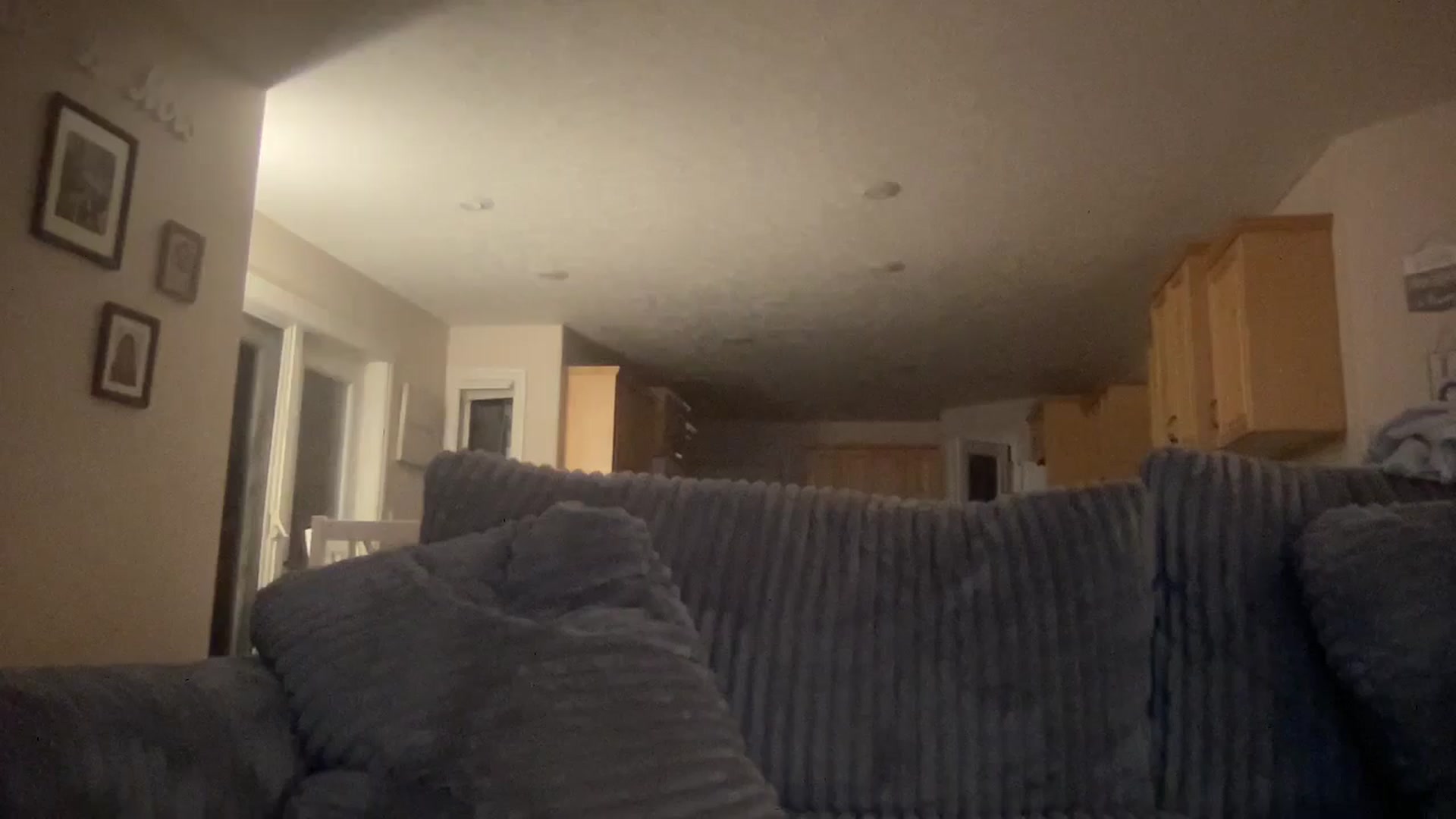 Gallery image thumbnail from Peachesacream's myfreecams stream on, 05/10/2024, 08:27 image 12 of 20