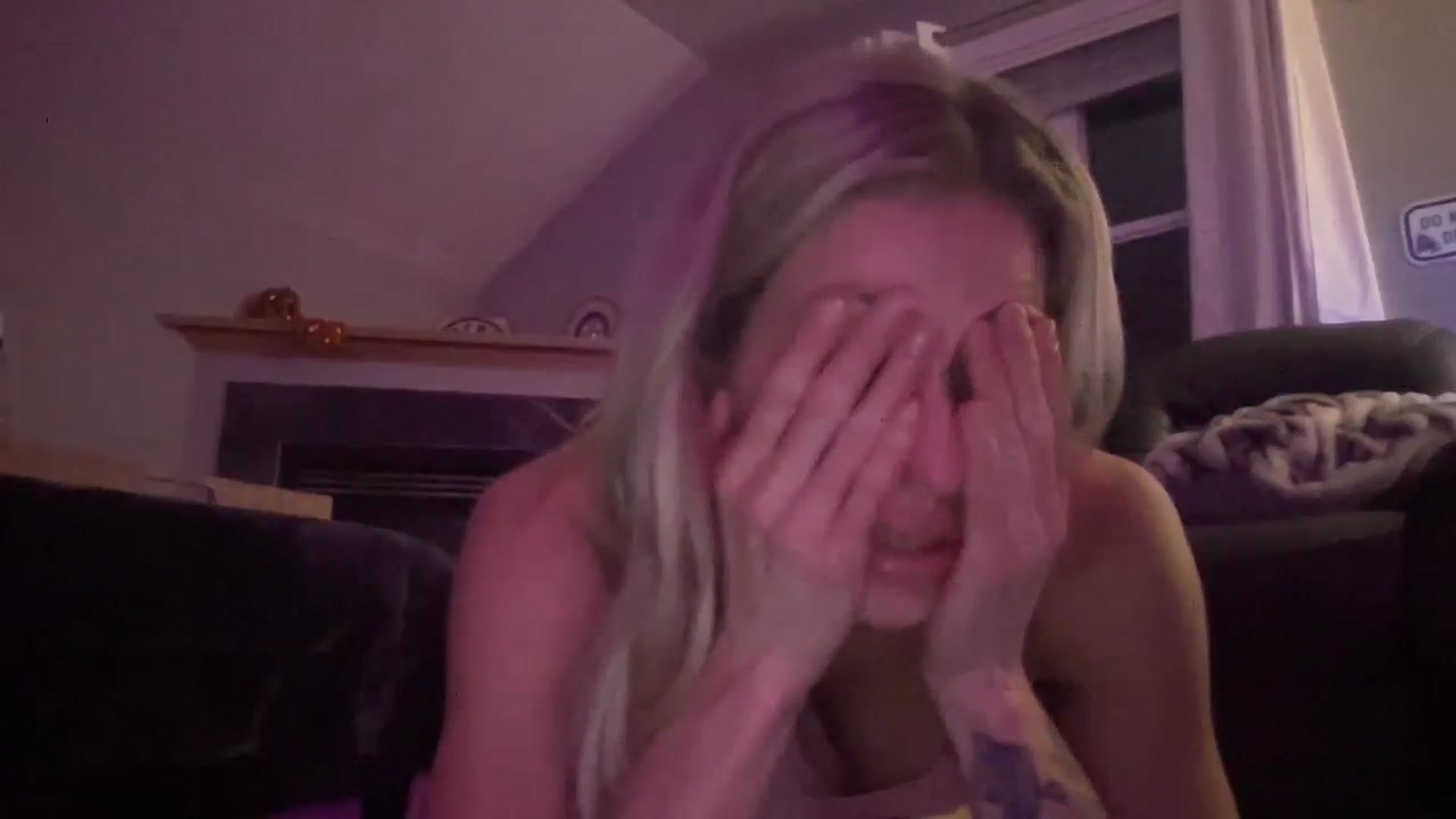 Gallery image thumbnail from Peachesacream's myfreecams stream on, 05/16/2024, 09:52 image 12 of 20