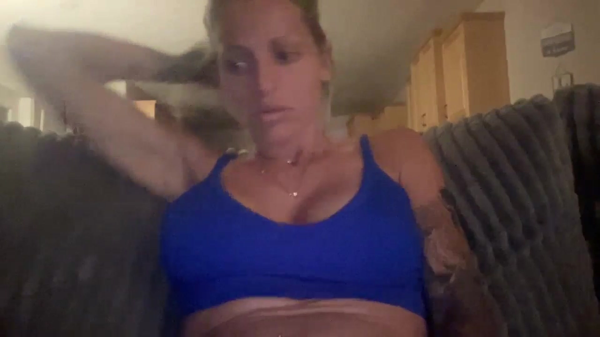Gallery image thumbnail from Peachesacream's myfreecams stream on, 06/25/2024, 07:58 image 4 of 20