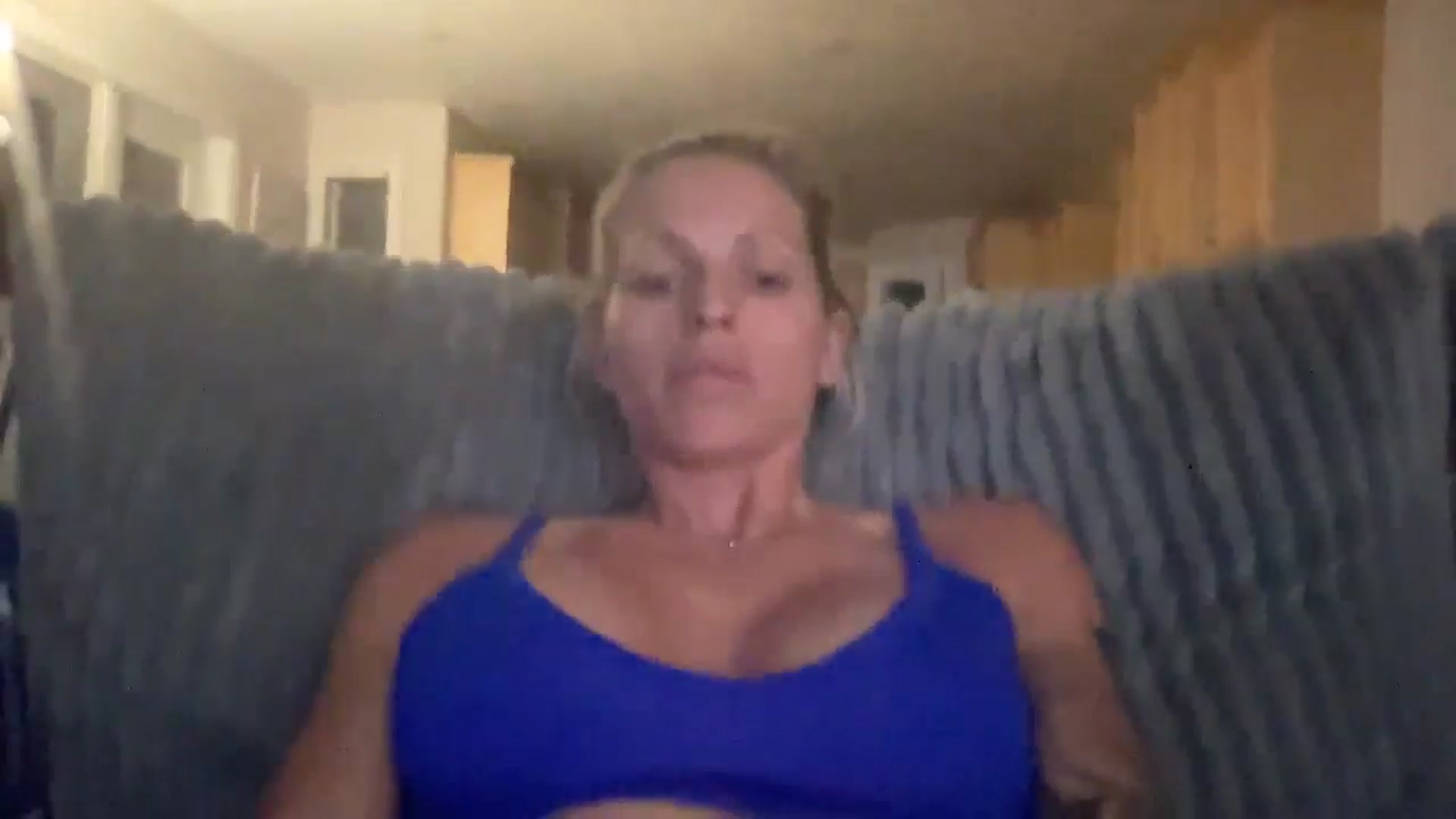 Gallery image thumbnail from Peachesacream's myfreecams stream on, 06/25/2024, 07:58 image 20 of 20