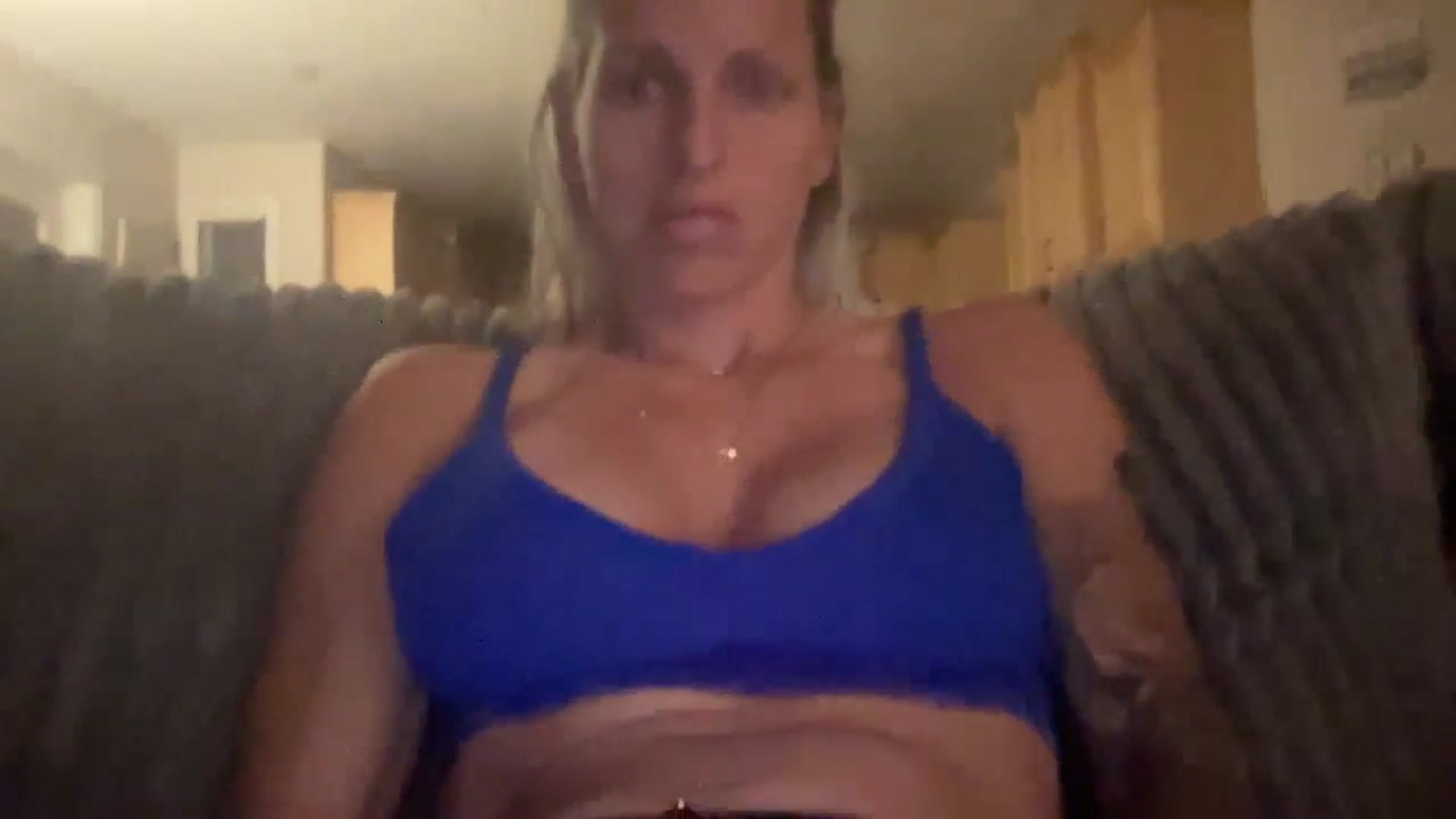 Gallery image thumbnail from Peachesacream's myfreecams stream on, 06/25/2024, 07:58 image 8 of 20