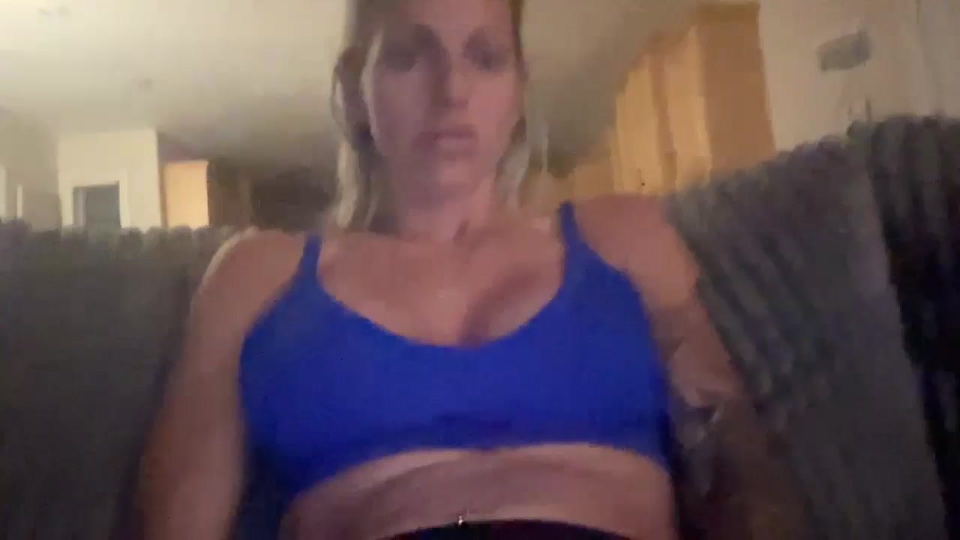 Gallery image thumbnail from Peachesacream's myfreecams stream on, 06/25/2024, 07:58 image 1 of 20