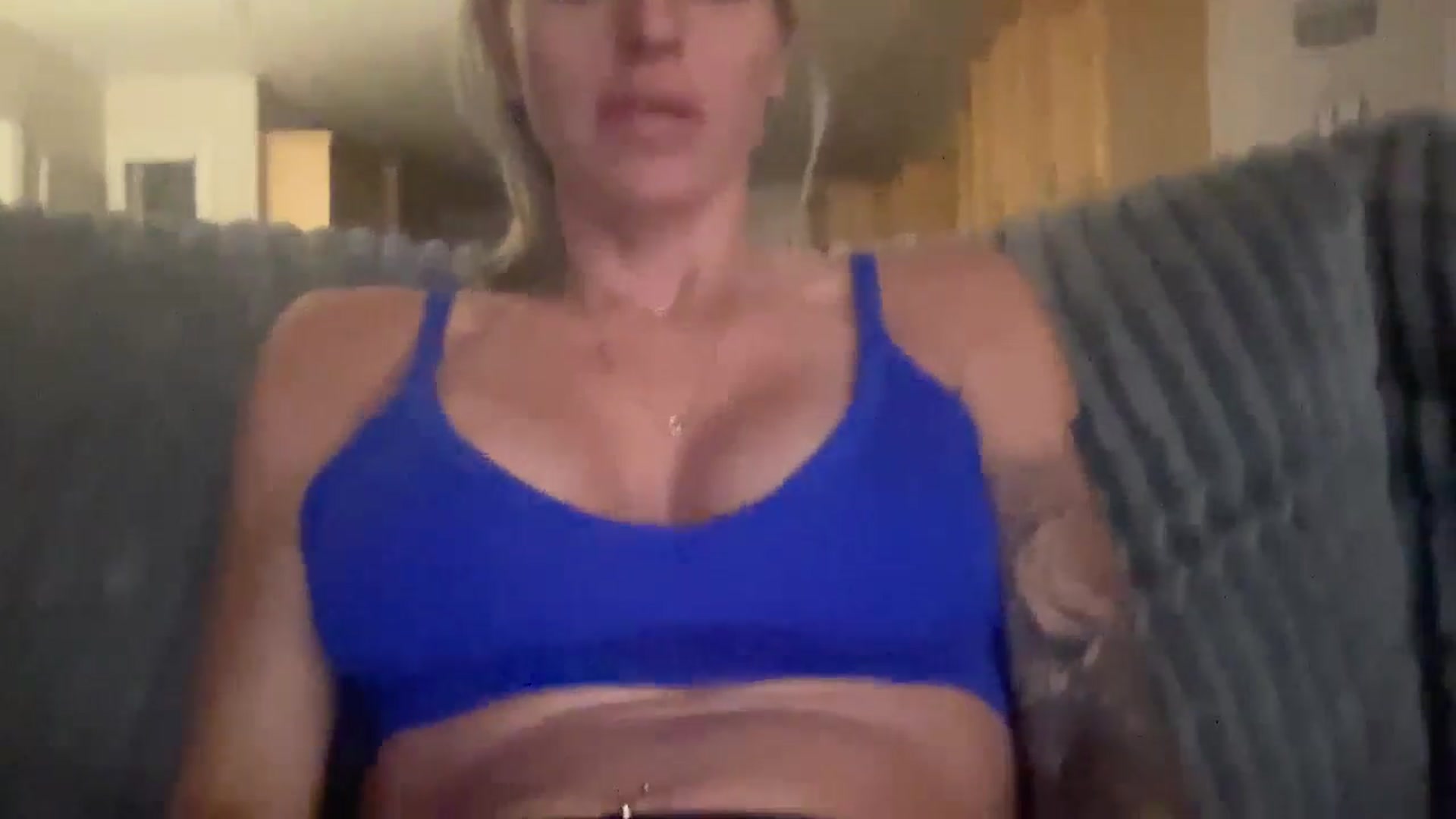 Gallery image thumbnail from Peachesacream's myfreecams stream on, 06/25/2024, 07:58 image 12 of 20