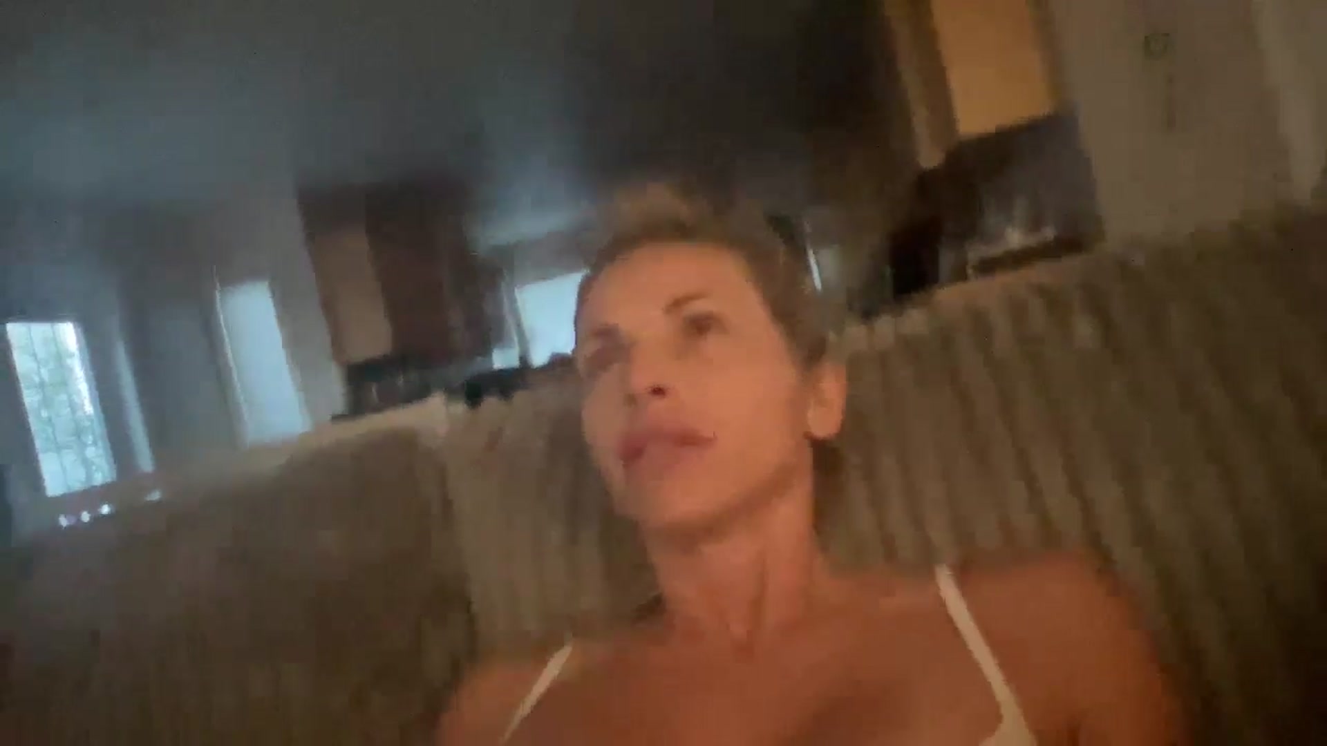 Gallery image thumbnail from Peachesacream's myfreecams stream on, 07/09/2024, 11:32 image 9 of 20