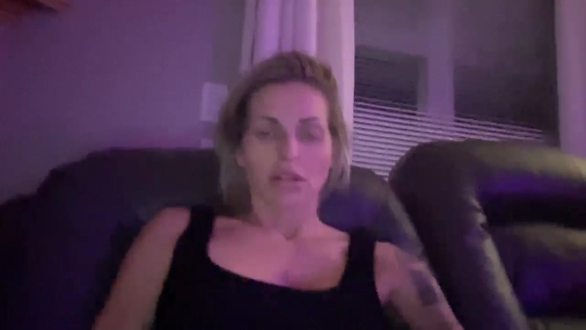 Gallery image thumbnail from Peachesacream's myfreecams stream on, 10/20/2024, 08:51 image 6 of 20