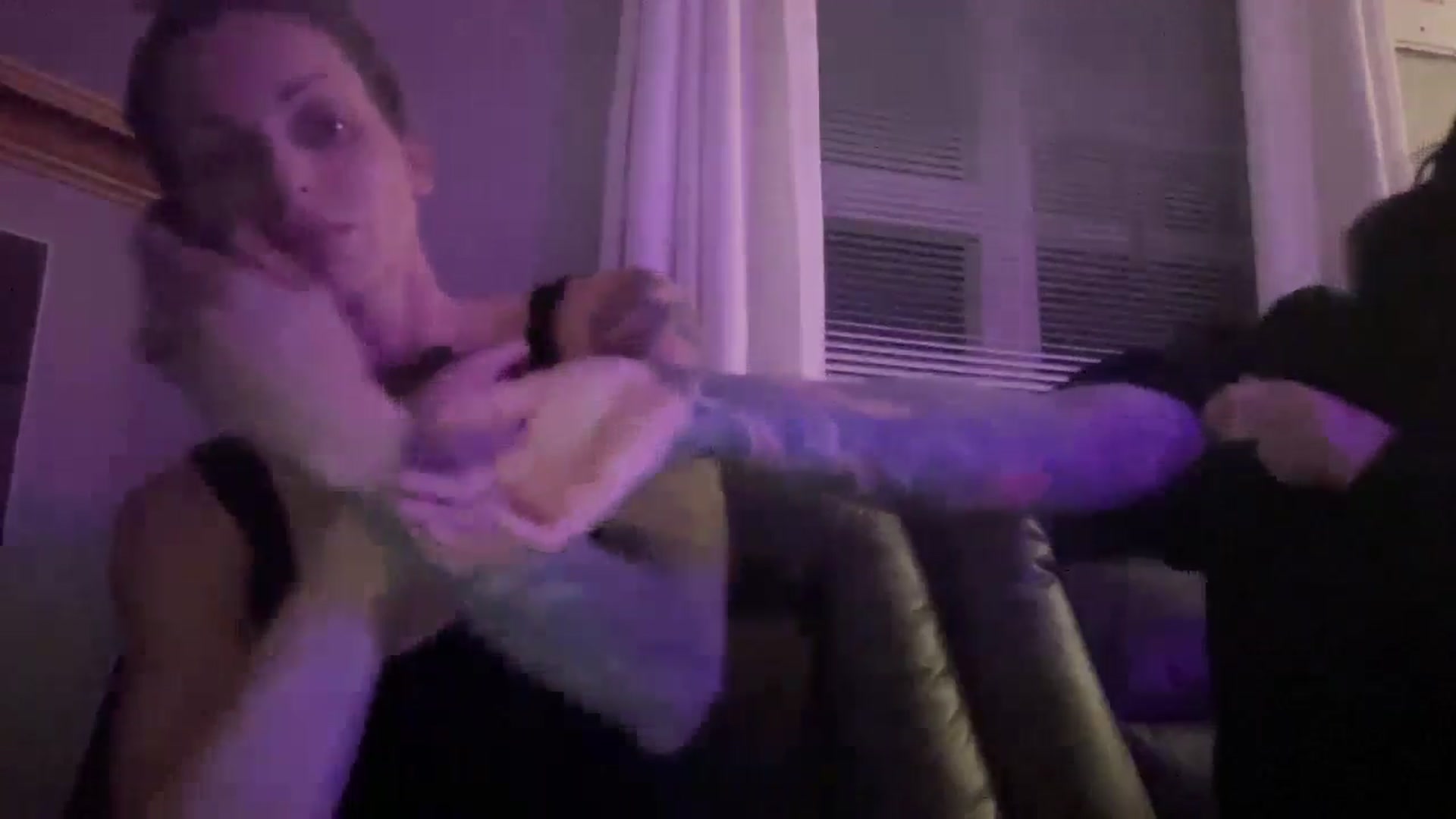 Gallery image thumbnail from Peachesacream's myfreecams stream on, 10/20/2024, 08:51 image 17 of 20