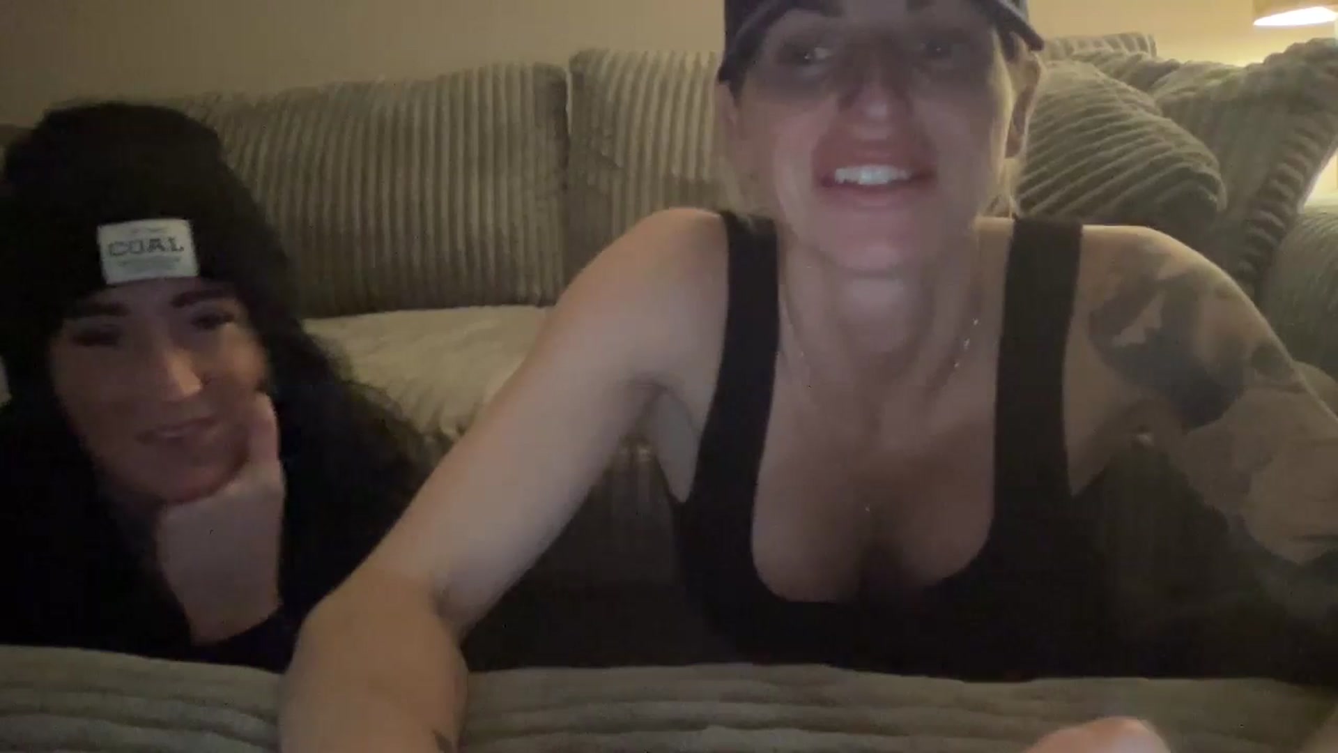 Gallery image thumbnail from Peachesacream's myfreecams stream on, 10/20/2024, 10:44 image 20 of 20
